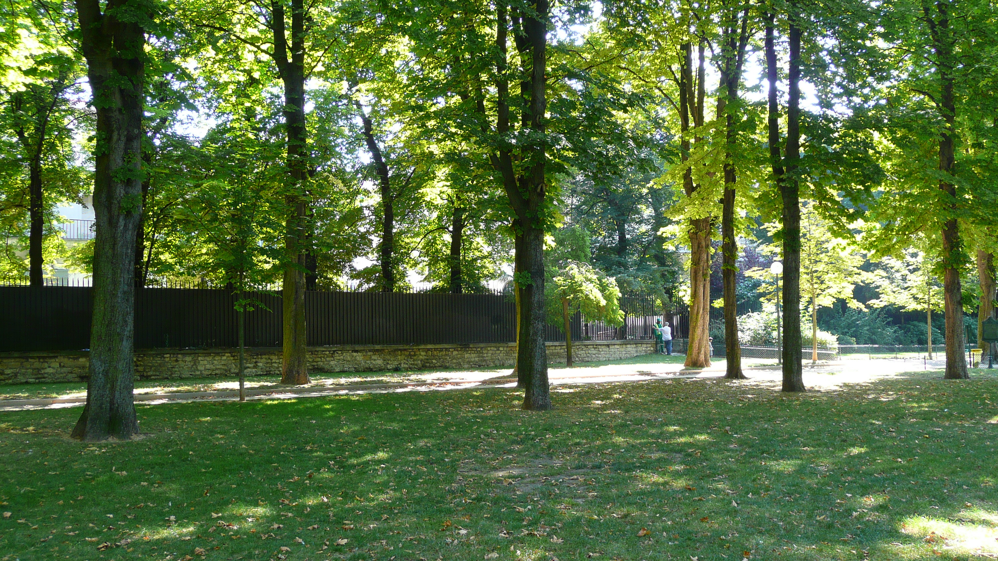 รูปถ่าย ฝรั่งเศส(France) ปารีส(Paris) สวนราเนอลาก(Jardins du Ranelagh) 2007-08 0