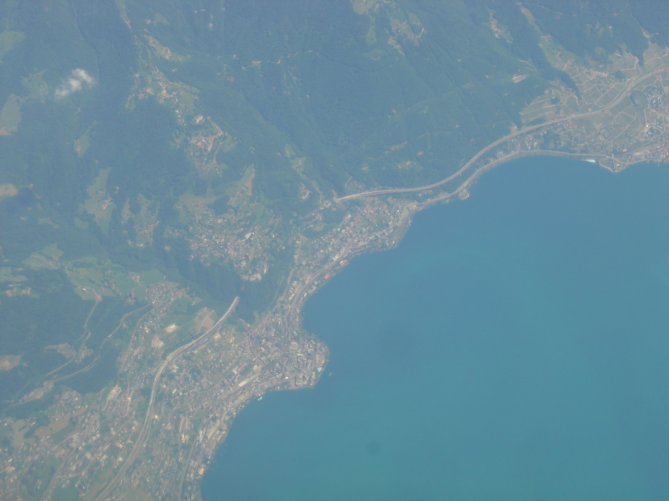 รูปถ่าย สวิสเซอร์แลนด์(Switzerland) มงเทรอ(Montreux) 2005-06 0