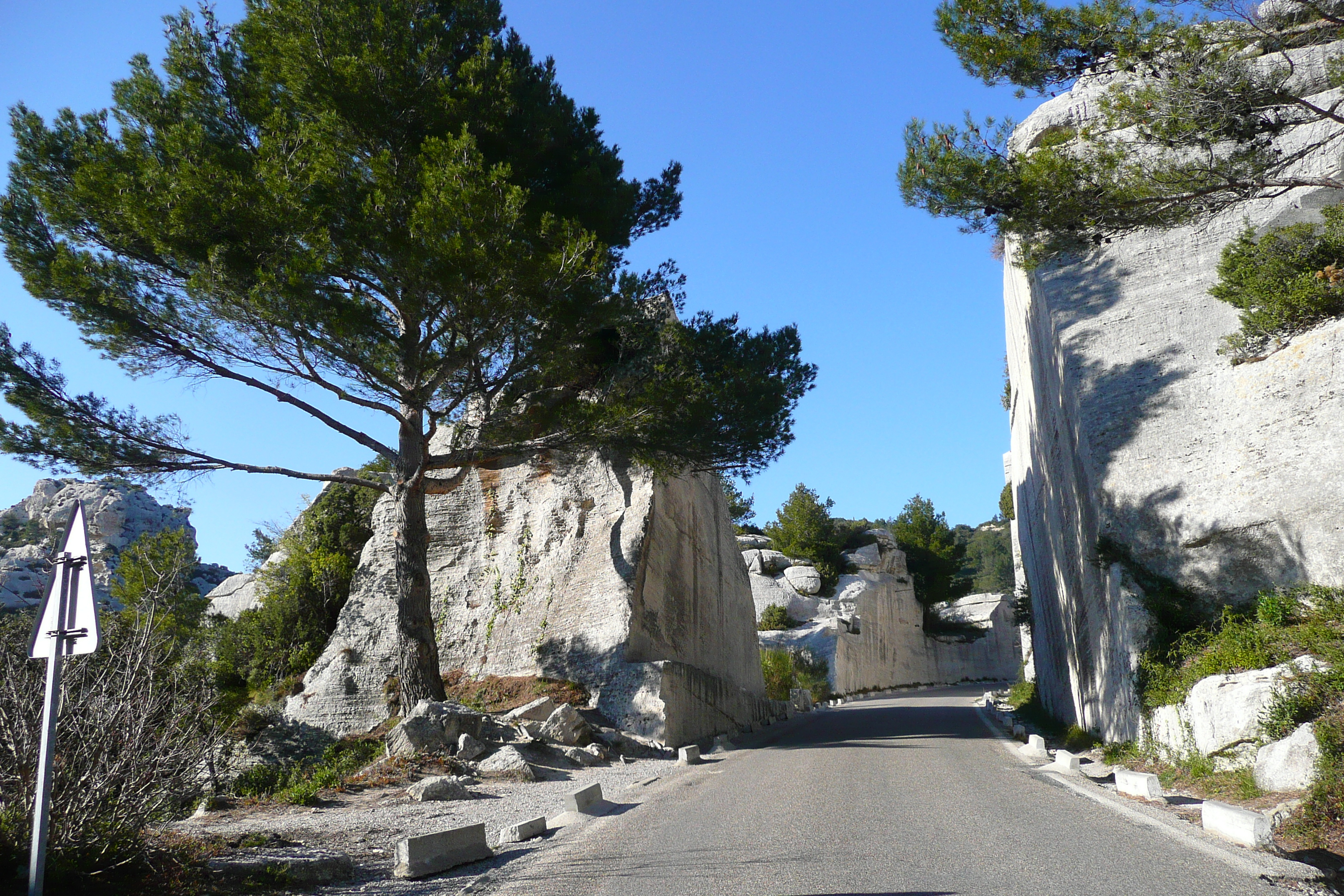 รูปถ่าย ฝรั่งเศส(France) เลส์โบเดอโพรว็องซ์(Baux de Provence) หมู่บ้านโบเดอโพรว็องส์(Baux de Provence Village) 2008-04 10
