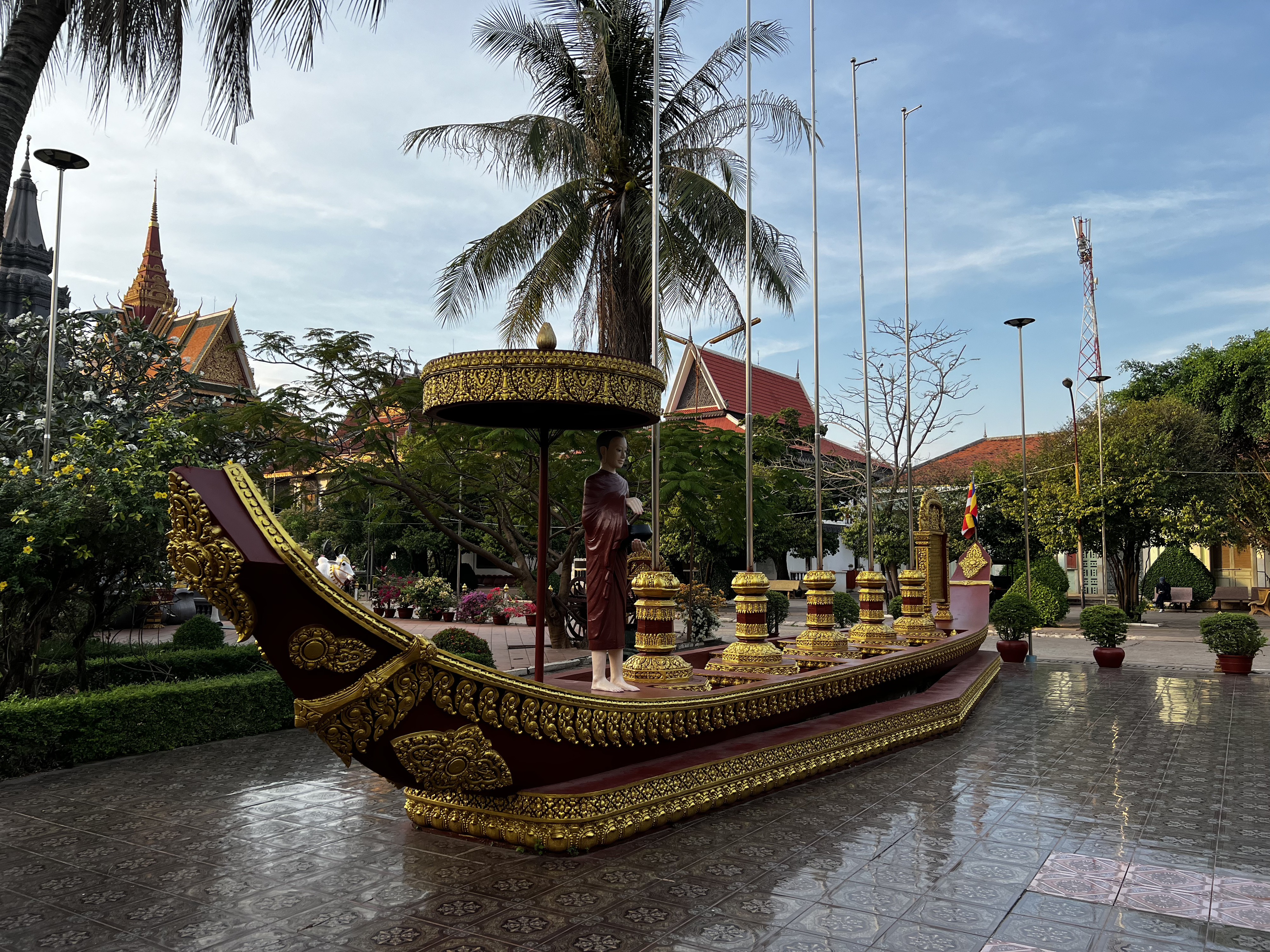 รูปถ่าย กัมพูชา(Cambodia) เสียมราฐ(Siem Reap) วัดพระพรหมรัตน์(Wat Preah Prom Rath) 2023-01 4