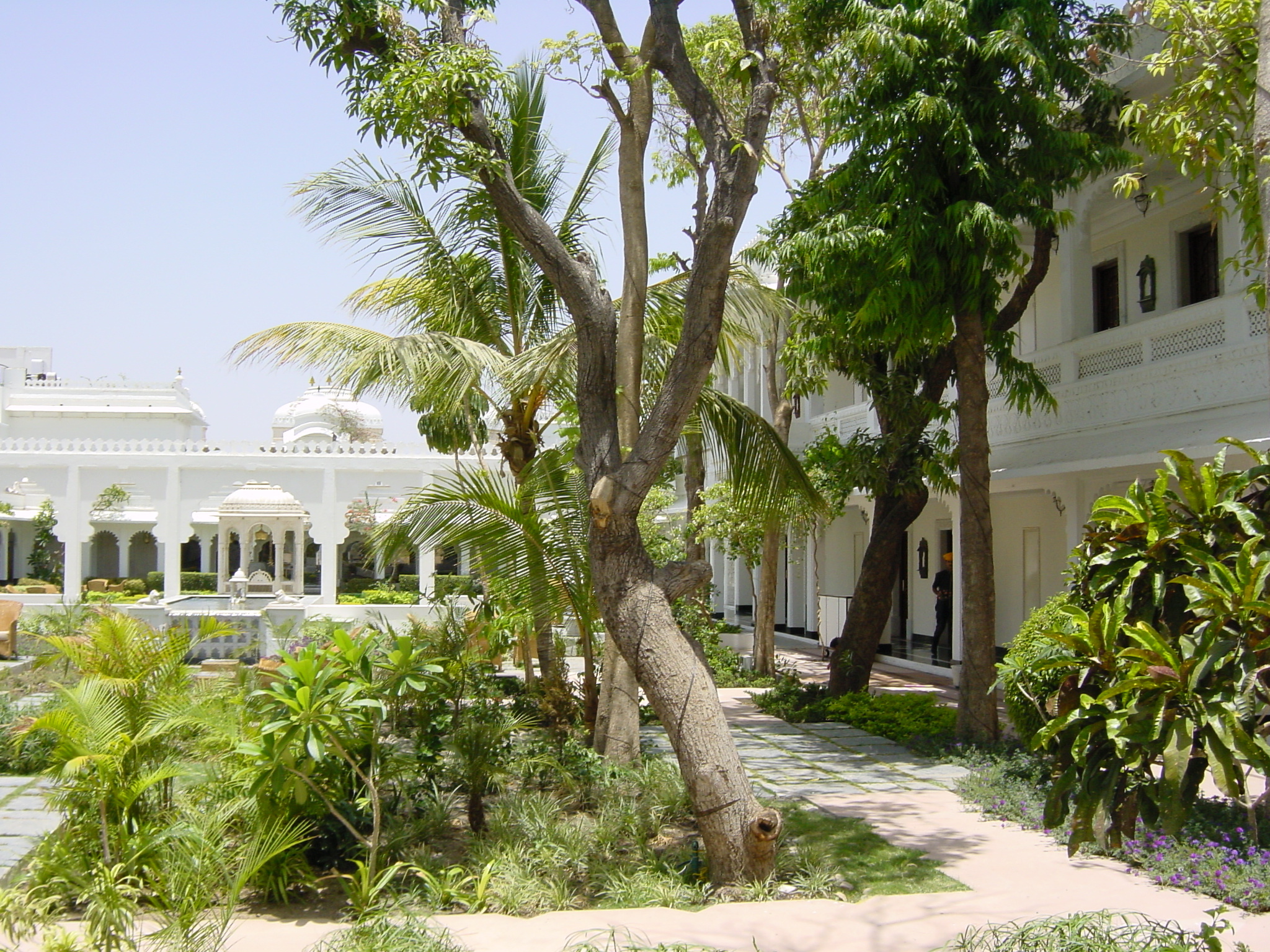 รูปถ่าย อินเดีย(India) อูไดปูร์(Udaipur) โรงแรมเลคพาเลซ(Lake Palace Hotel) 2003-05 53