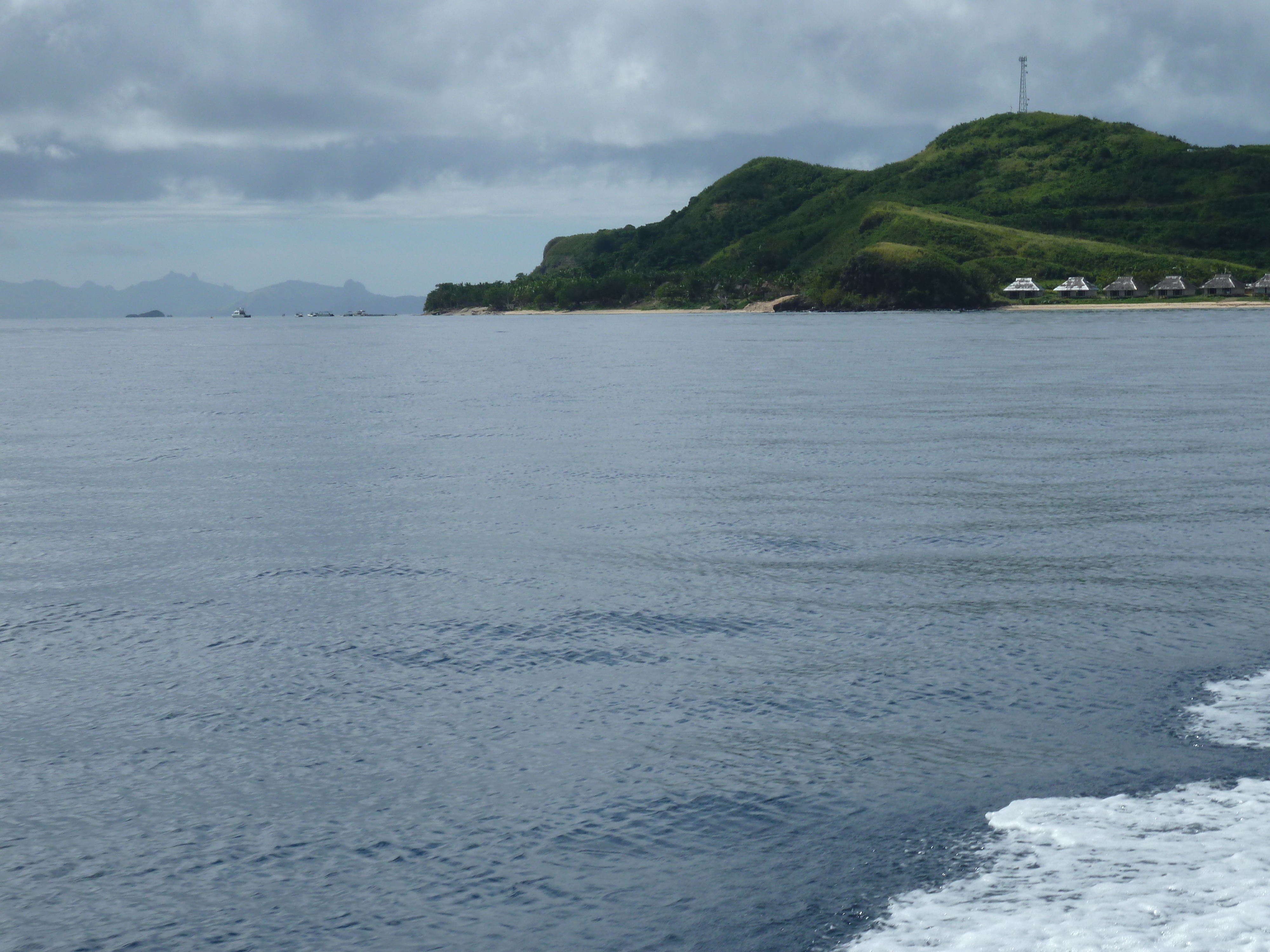 รูปถ่าย ฟิจิ(Fiji) จากเกาะอามูนูกาไปเกาะแคสต์อะเวย์(Amunuca Island to Castaway Island) 2010-05 31