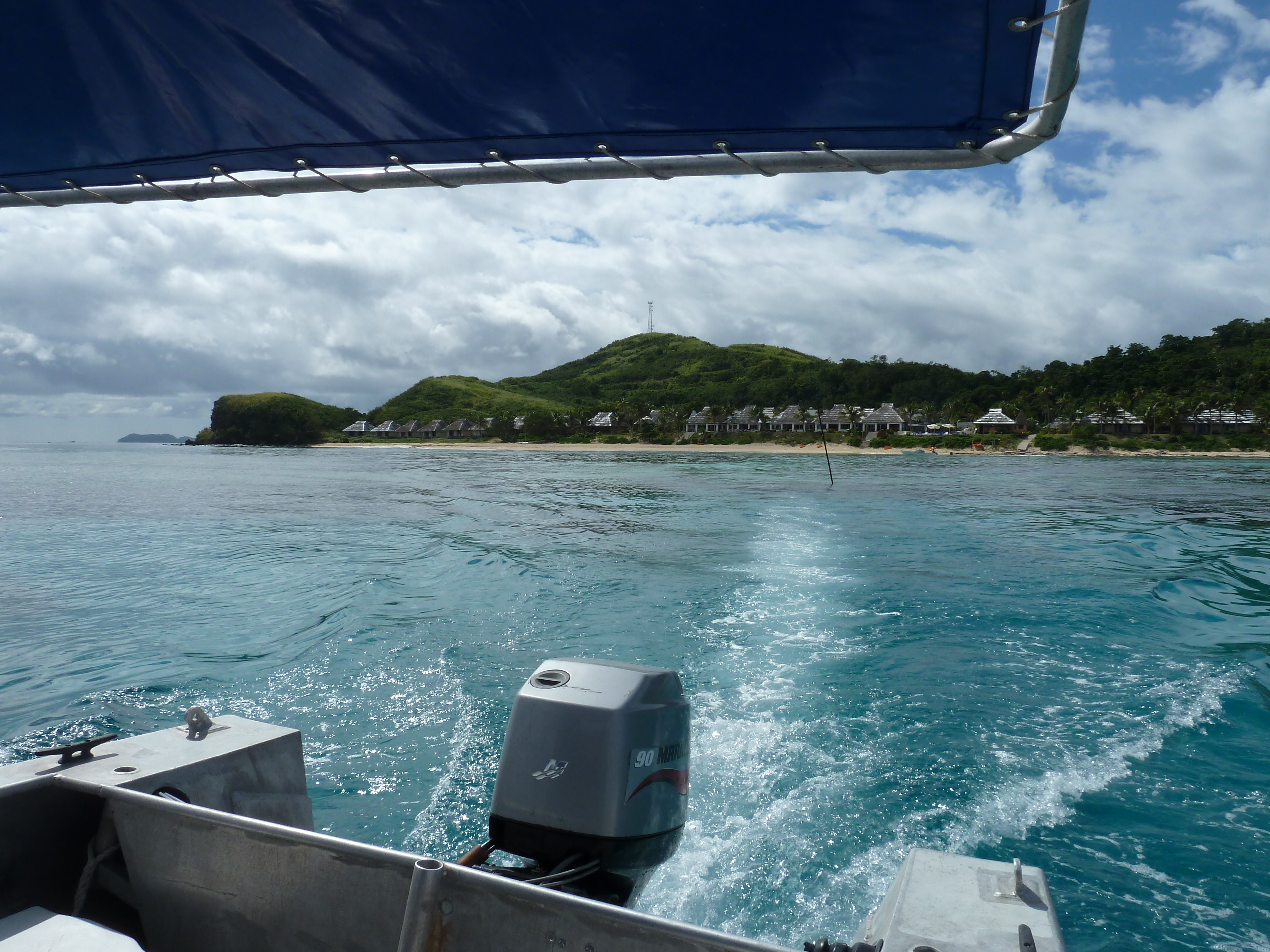 รูปถ่าย ฟิจิ(Fiji) จากเกาะอามูนูกาไปเกาะแคสต์อะเวย์(Amunuca Island to Castaway Island) 2010-05 29