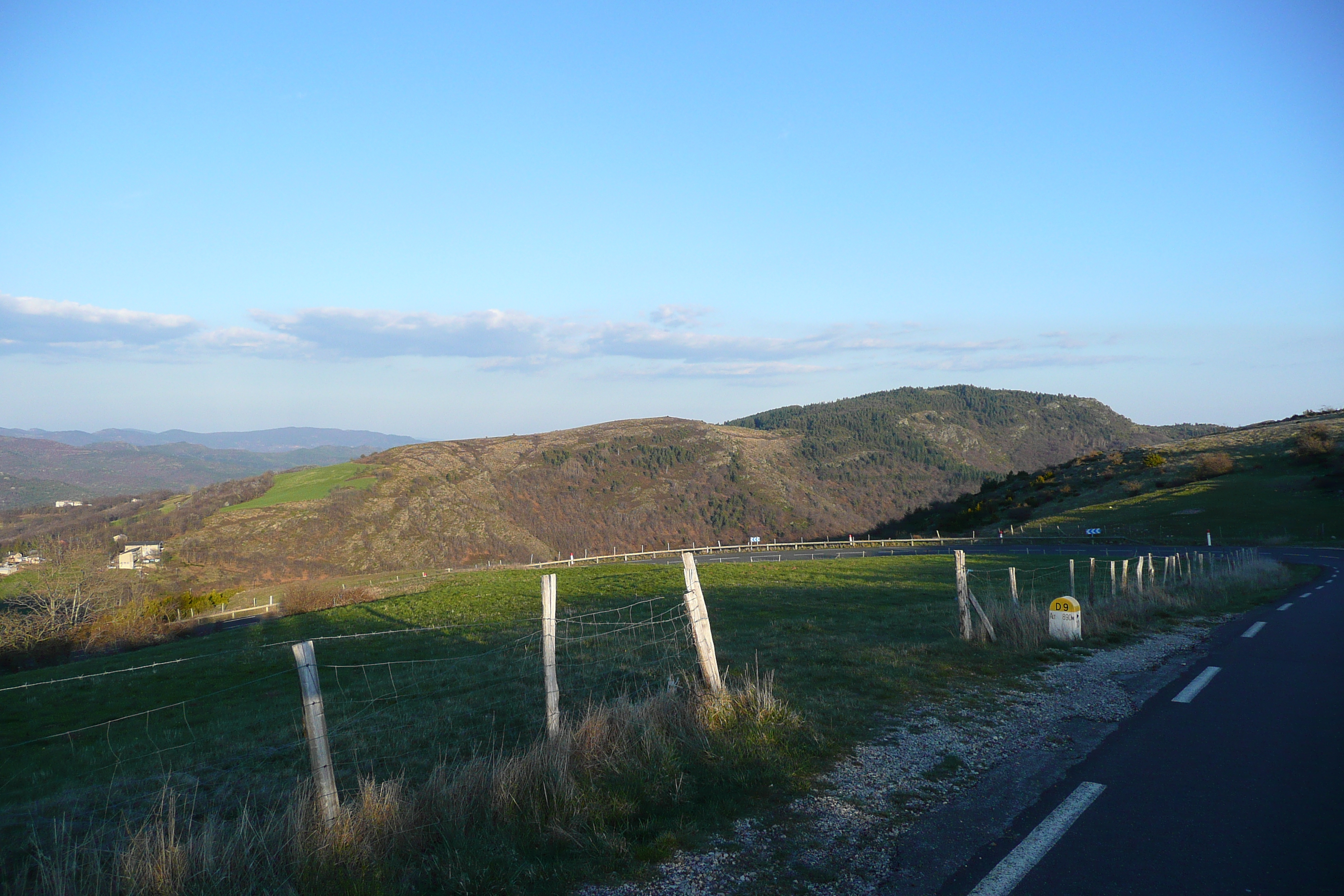 รูปถ่าย ฝรั่งเศส(France) เทือกเขาเซแวน(Cevennes Mountains) 2008-04 37