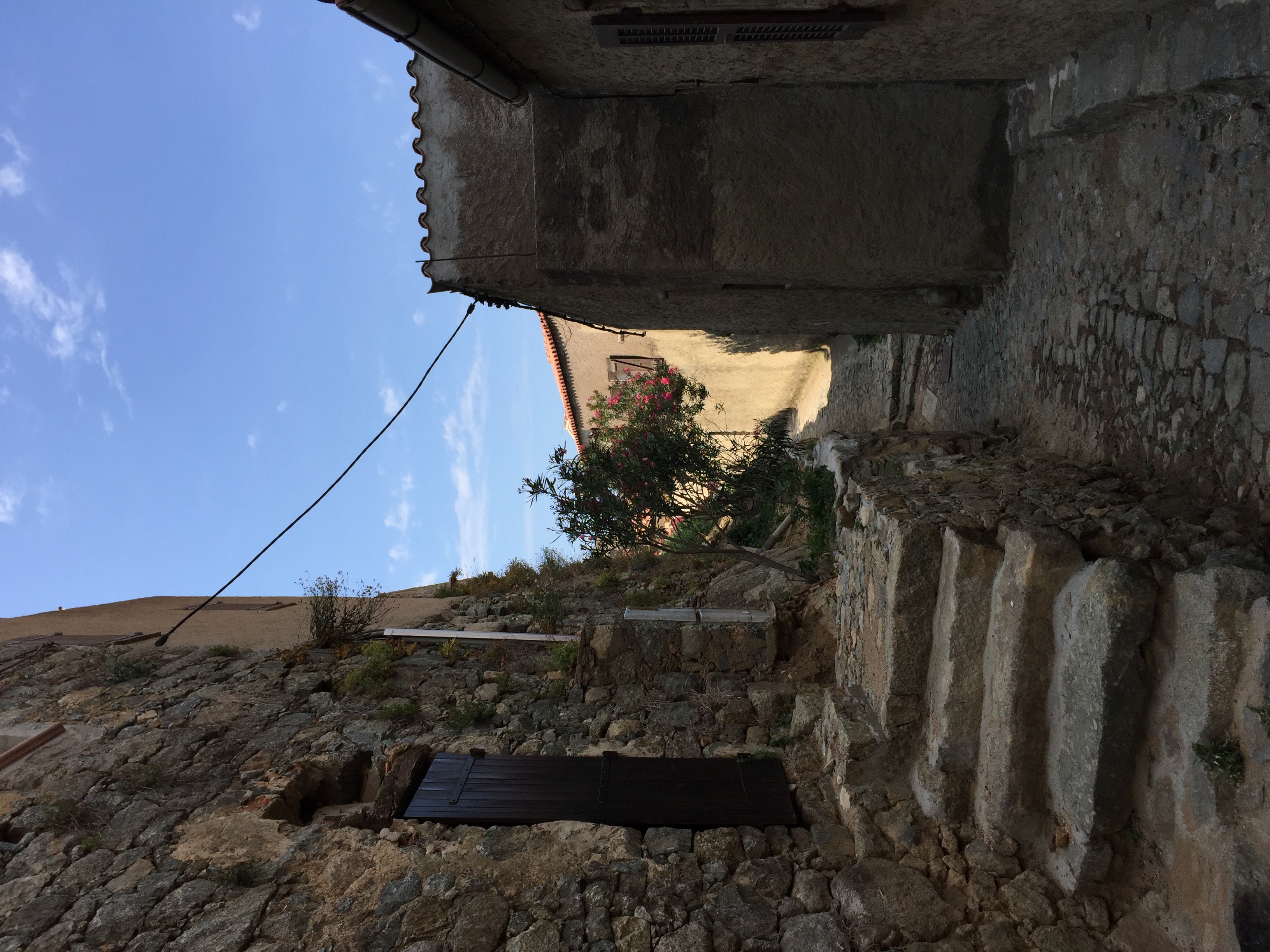 รูปถ่าย ฝรั่งเศส(France) คอร์สิคา(Corsica) ซันตันโตนีโน(Sant'Antonino) 2015-05 15