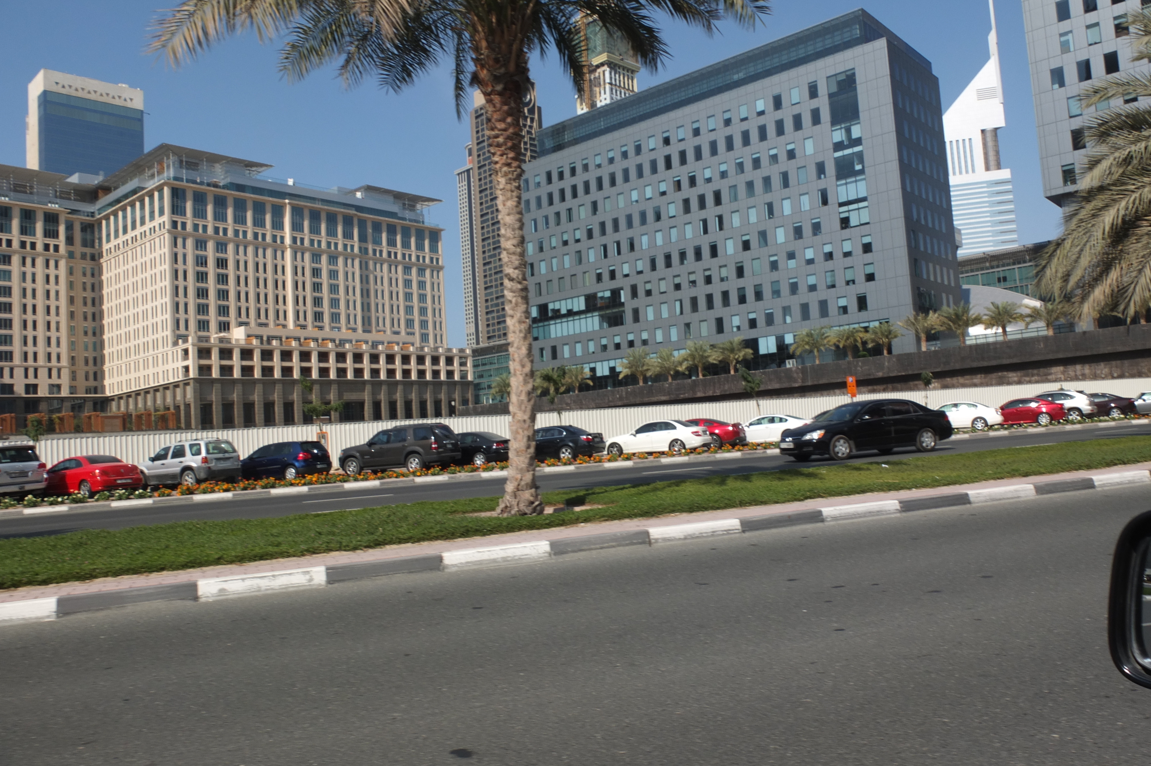 รูปถ่าย สหรัฐอาหรับเอมิเรตส์(United Arab Emirates) 2011-12 40