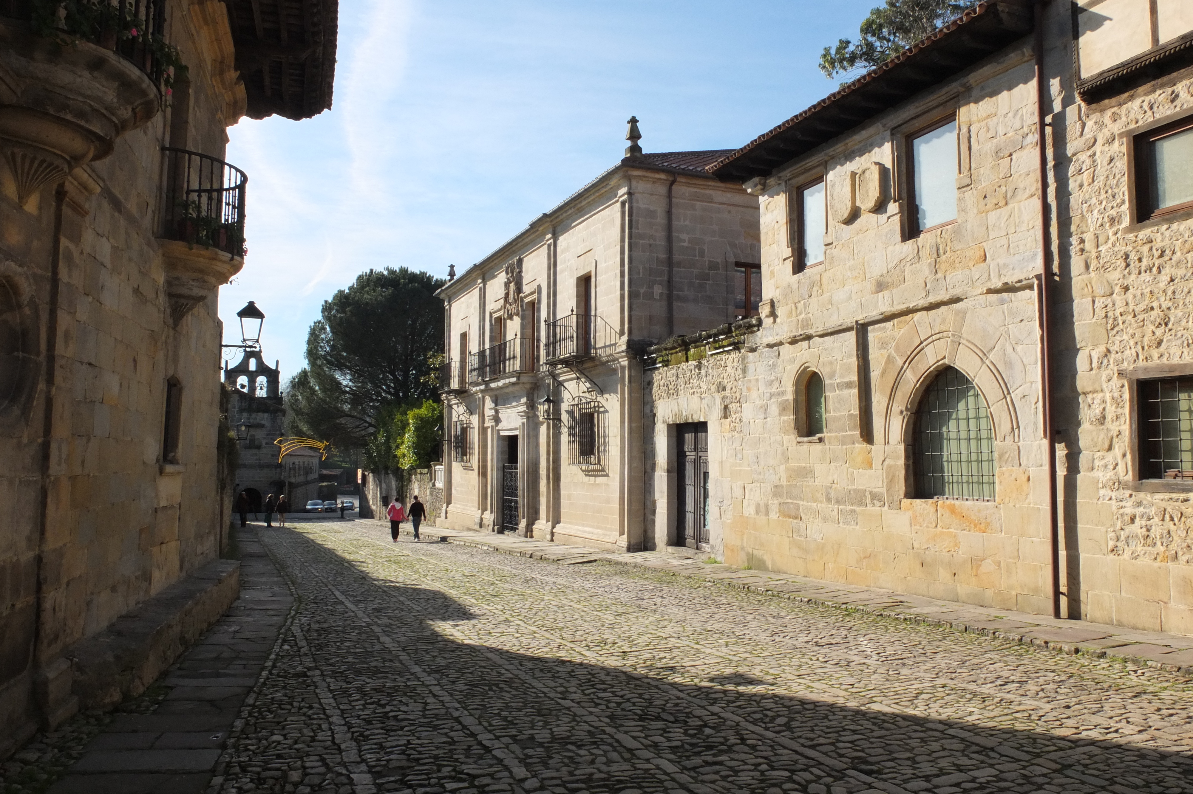 รูปถ่าย สเปน(Spain) ซันตีญานาเดลมาร์(Santillana del Mar) 2013-01 87