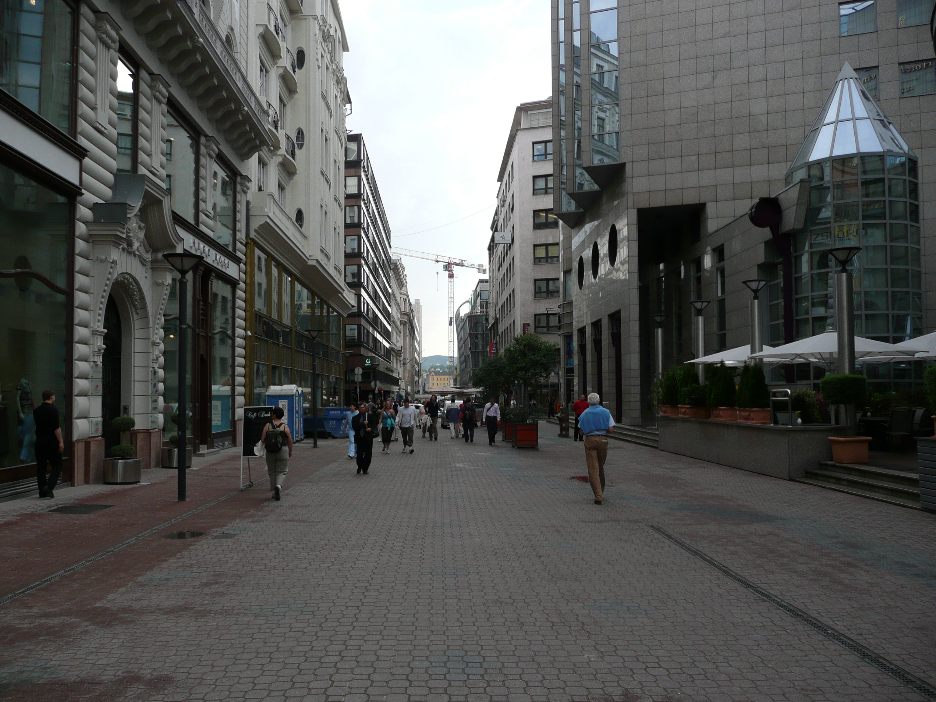 รูปถ่าย ฮังการี(Hungary) บูดาเปสต์(Budapest) ใจกลางบูดาเปสต์(Central Budapest) 2007-06 185