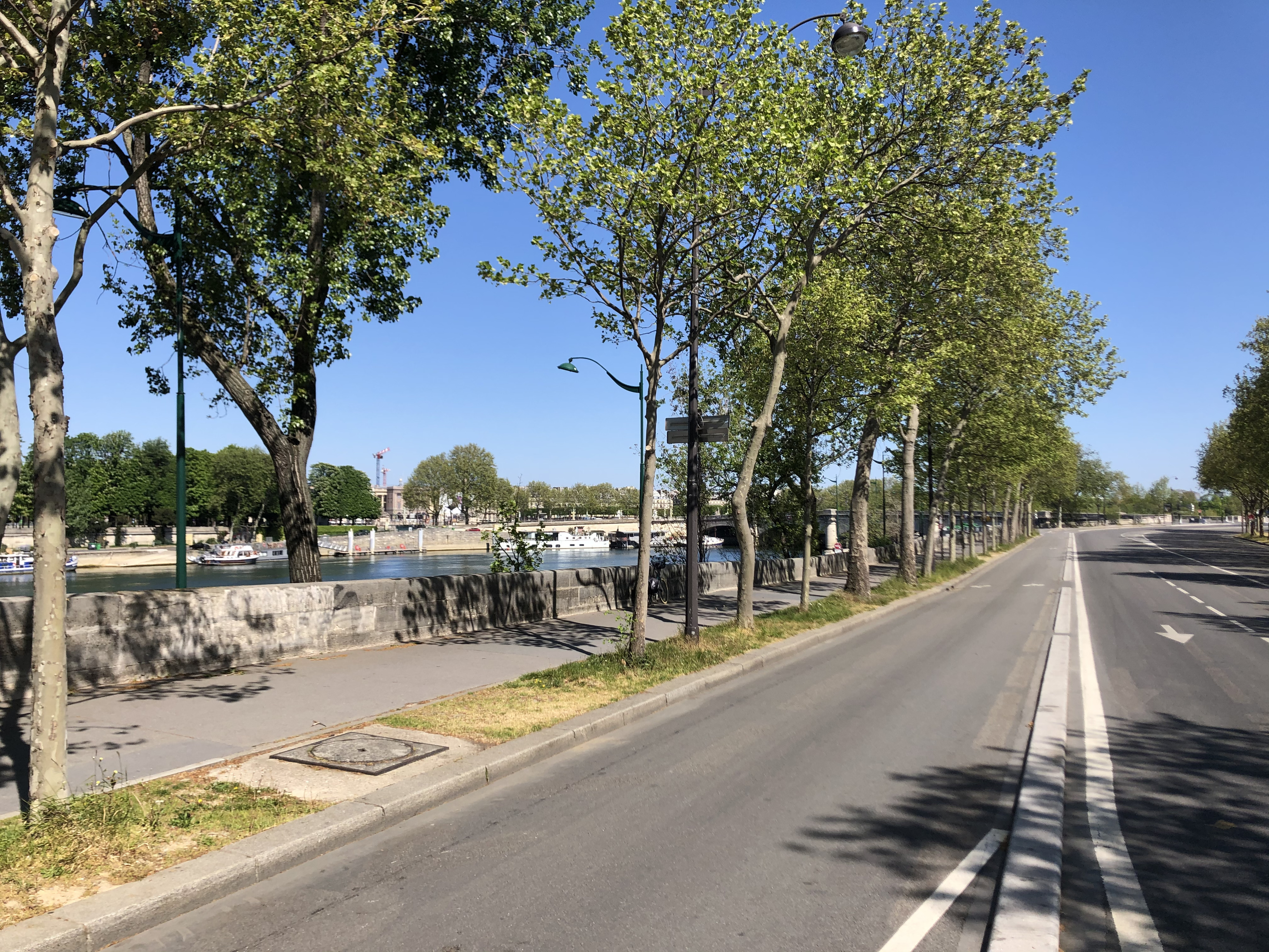 รูปถ่าย ฝรั่งเศส(France) ปารีสช่วงล็อกดาวน์(Paris lockdown) 2020-04 1