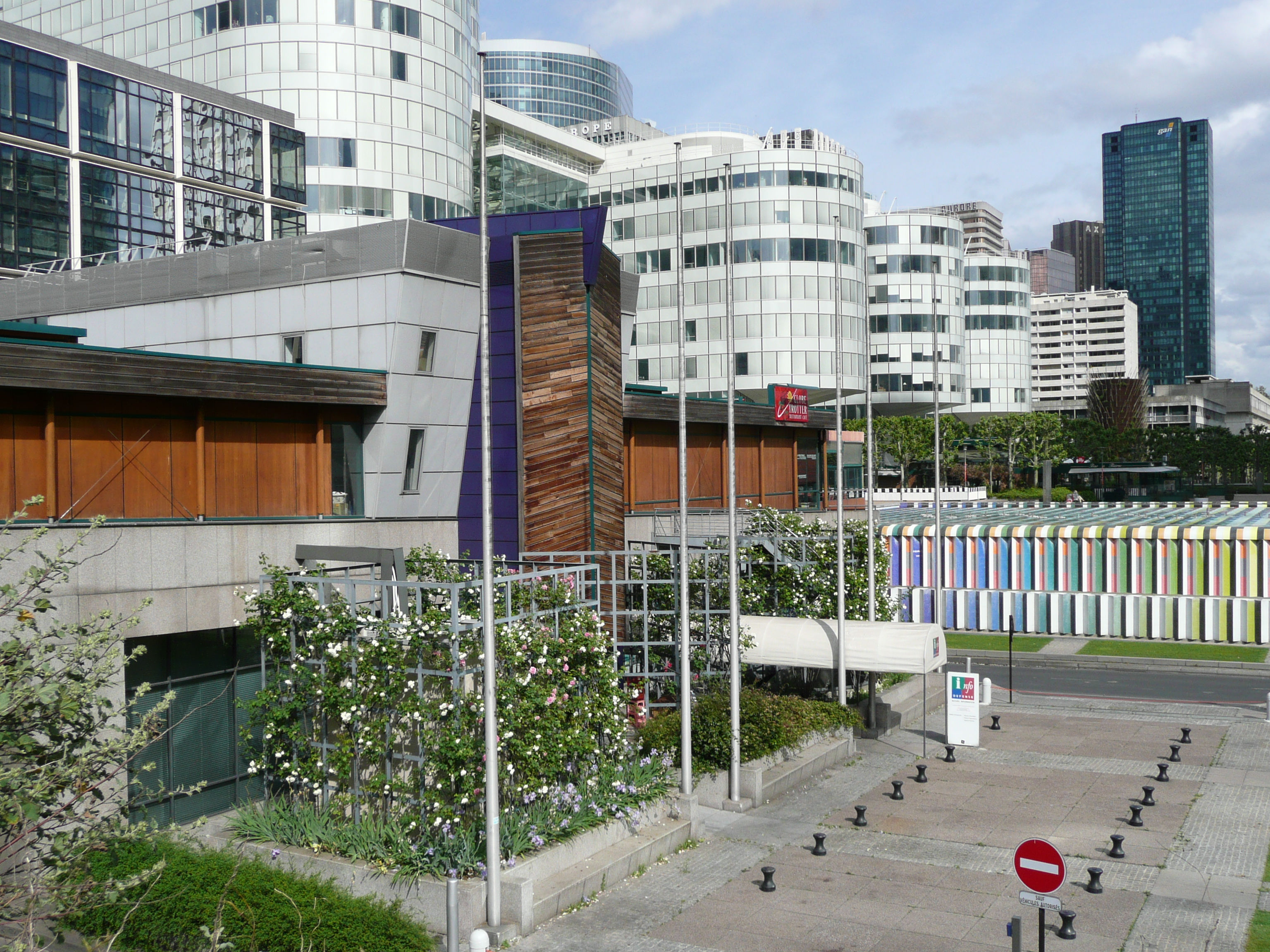 รูปถ่าย ฝรั่งเศส(France) ปารีส(Paris) ลาเดฟ็องส์(La Defense) 2007-05 168