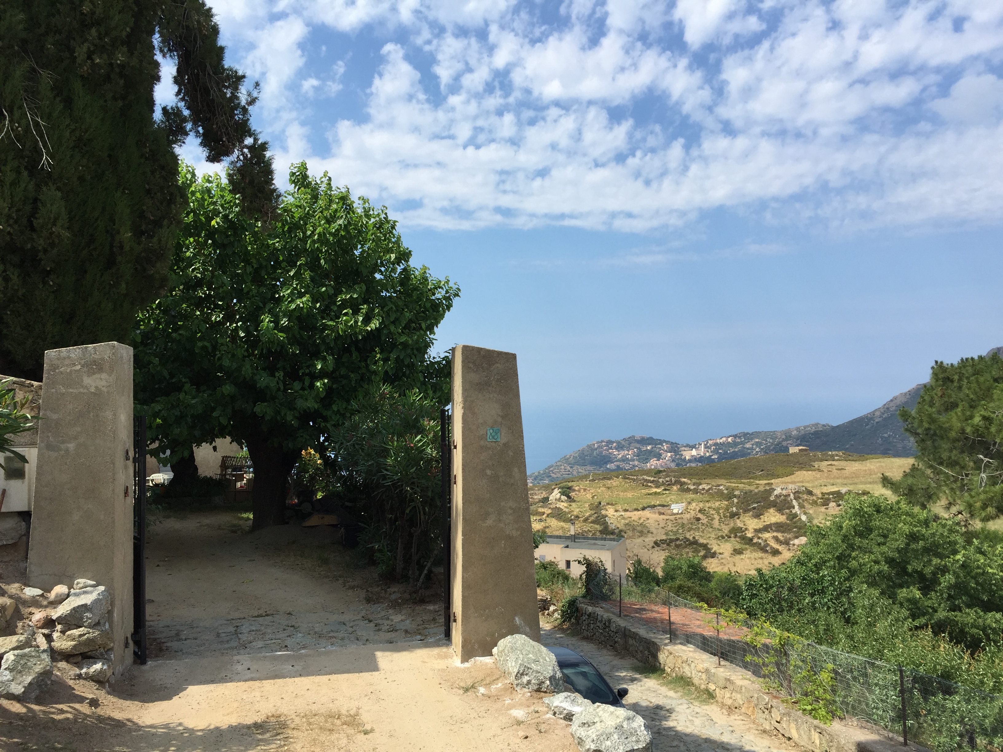 รูปถ่าย ฝรั่งเศส(France) คอร์สิคา(Corsica) ซันตันโตนีโน(Sant'Antonino) 2015-05 27