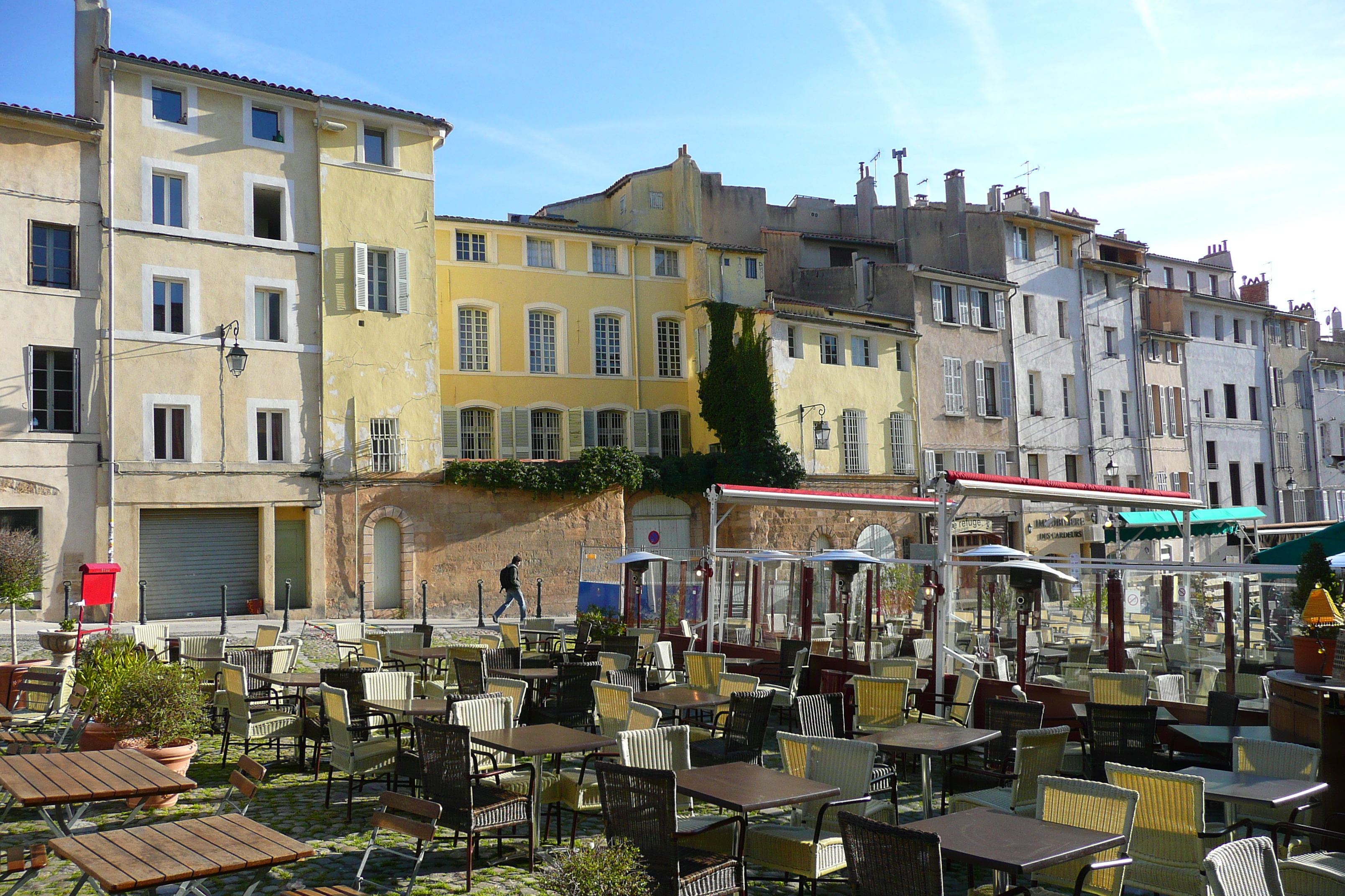 รูปถ่าย ฝรั่งเศส(France) แอ็กซ์-อ็อง-โพรว็องส์(Aix en Provence) ลานฟอรุมเดการ์เดอร์(Forum des Cardeurs) 2008-04 8