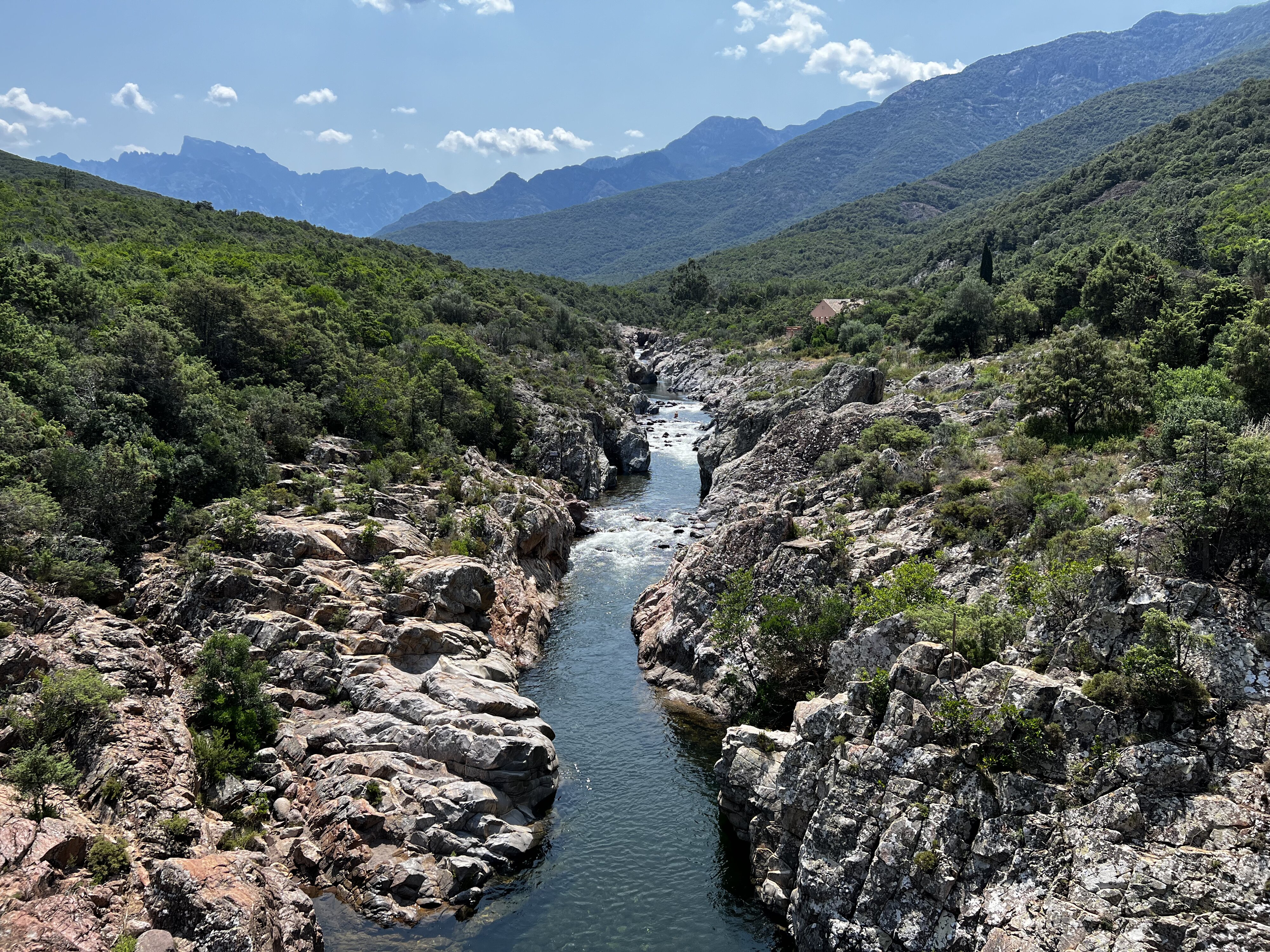 รูปถ่าย ฝรั่งเศส(France) คอร์สิคา(Corsica) แม่น้ำฟังโก(Fango river) 2023-06 10