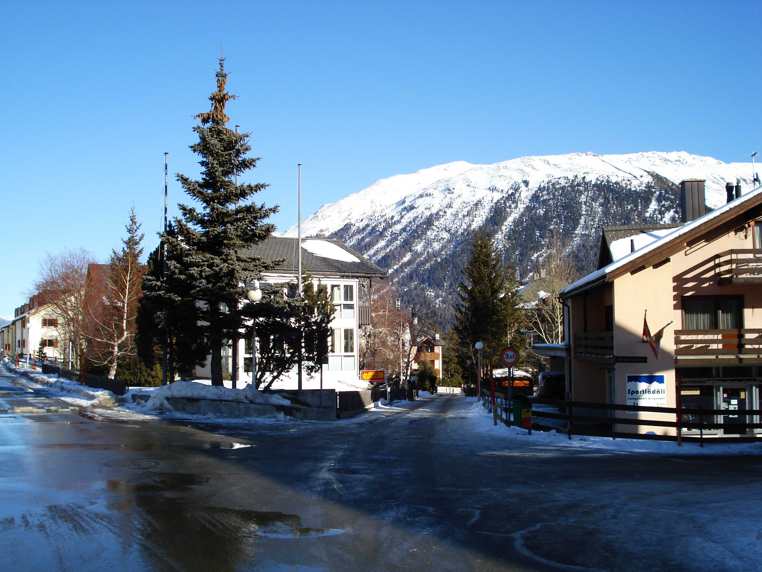 รูปถ่าย สวิสเซอร์แลนด์(Switzerland) เซเลรีน่า(Celerina) 2007-01 16
