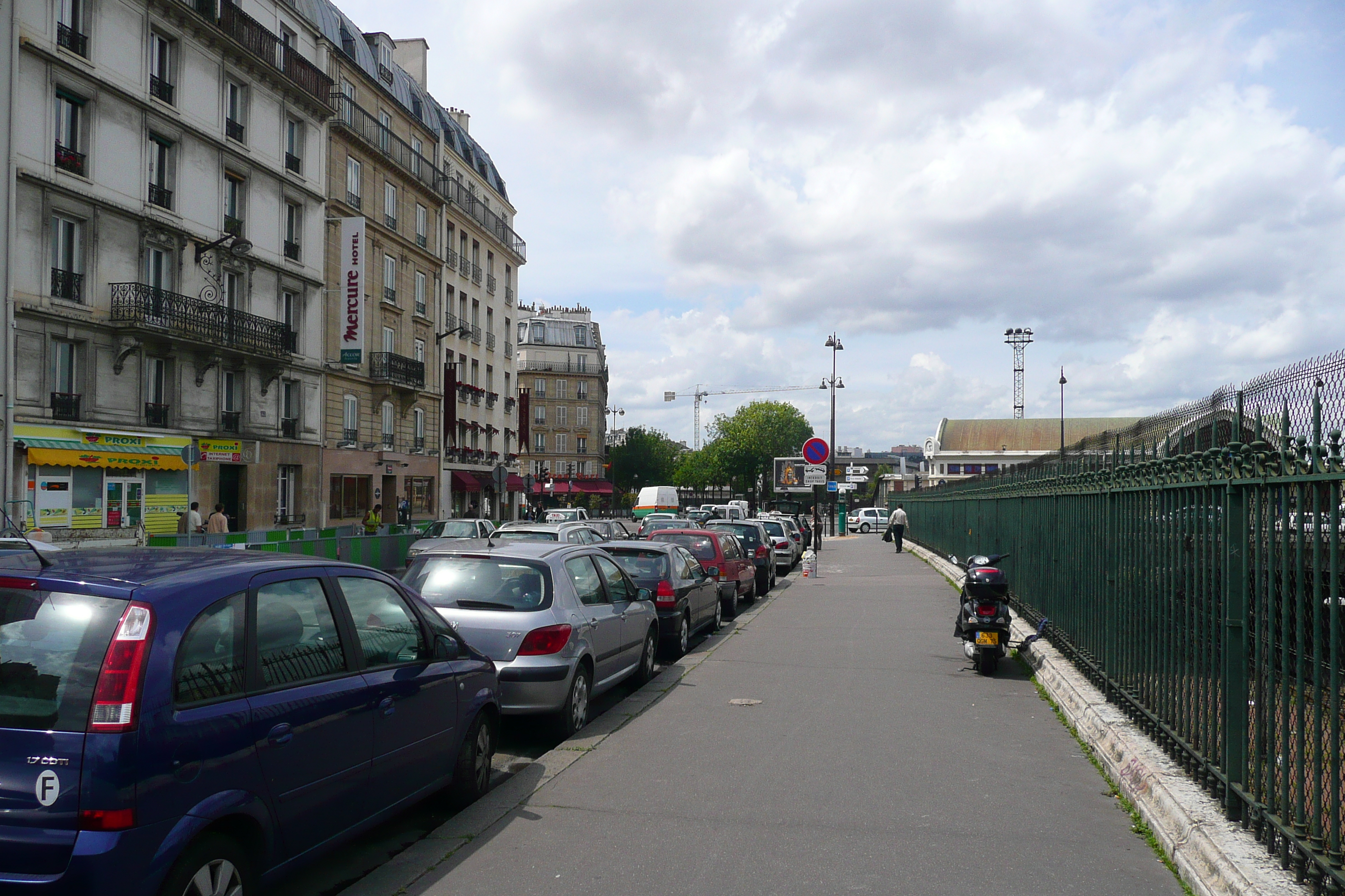 รูปถ่าย ฝรั่งเศส(France) ปารีส(Paris) ถนนโรม(Rue de Rome) 2007-06 0
