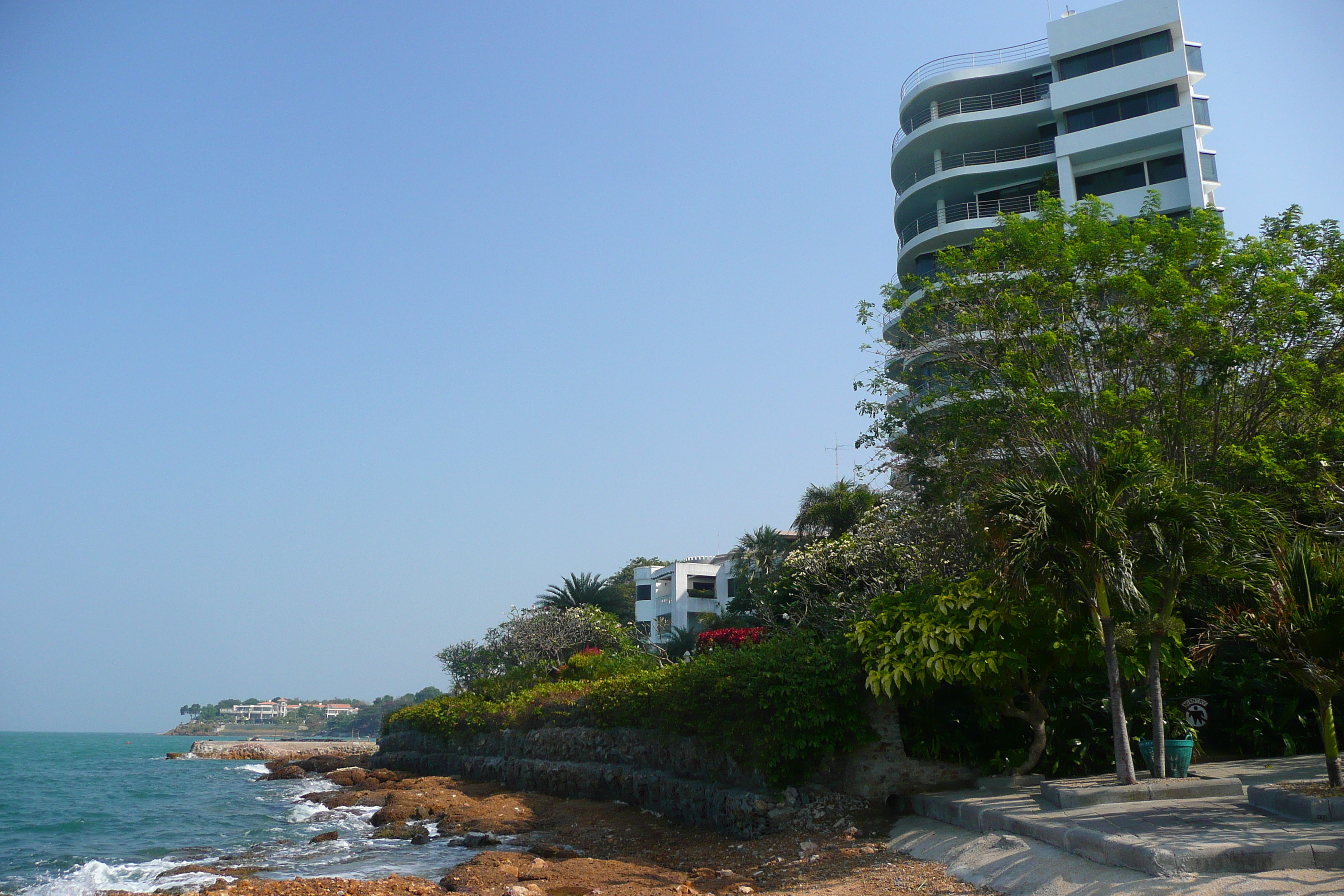 รูปถ่าย ไทย(Thailand) จอมเทียน(Jomtien) โกลเดนฮอร์น(Golden Horn) 2009-01 25
