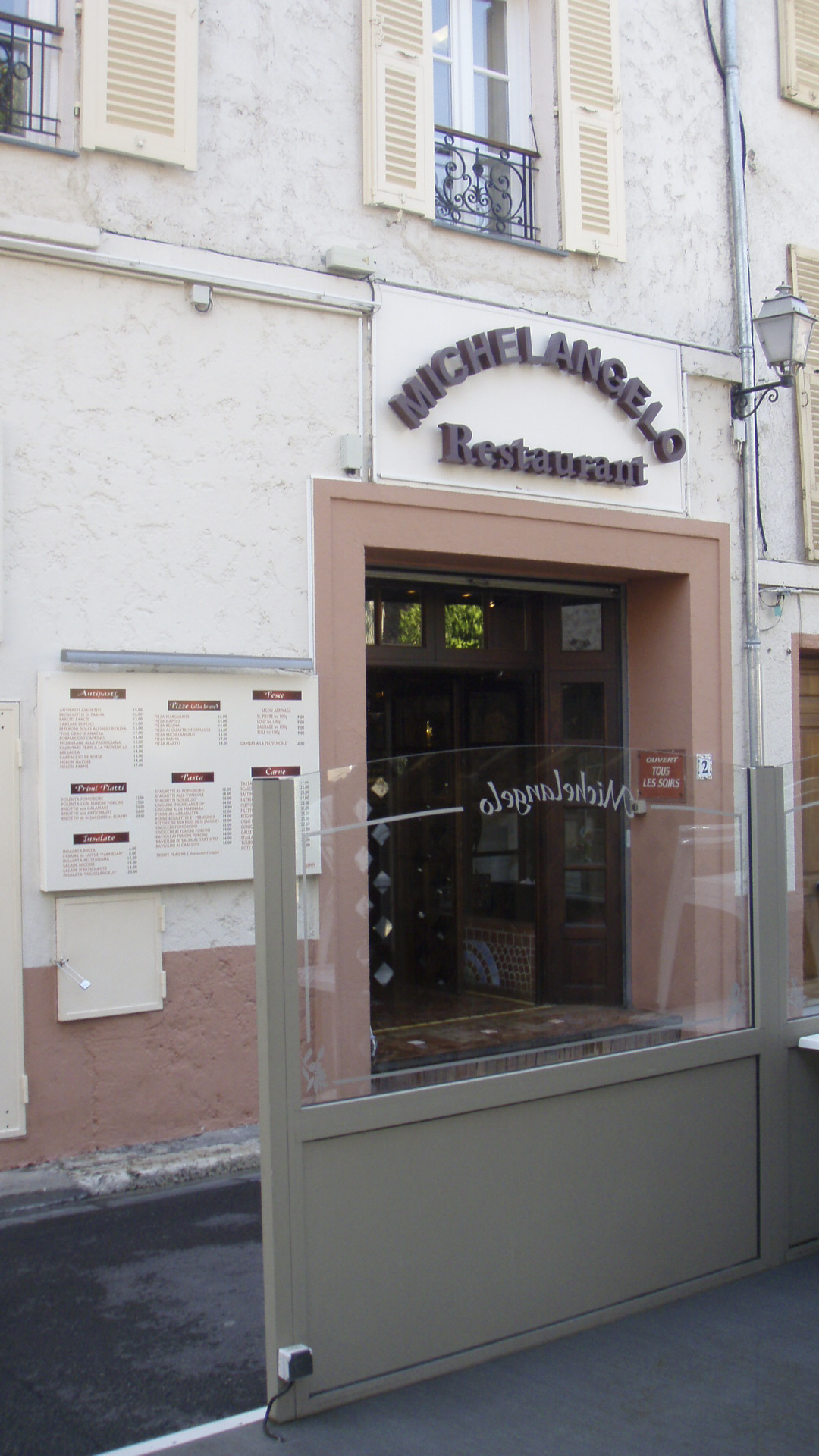 รูปถ่าย ฝรั่งเศส(France) อองทีป(Antibes) ถนนอากียง(Boulevard Aguillon) 2007-08 0