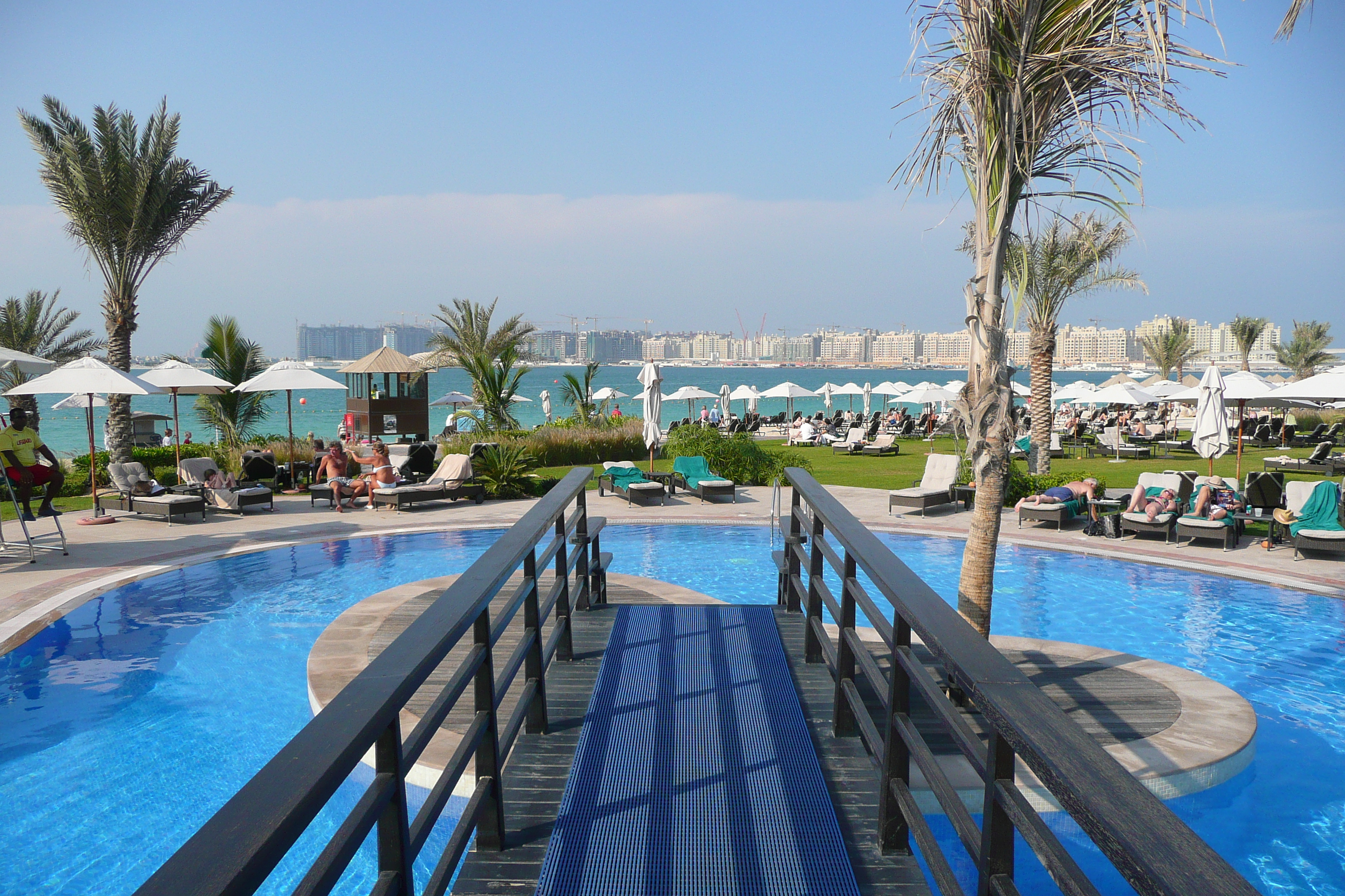 รูปถ่าย สหรัฐอาหรับเอมิเรตส์(United Arab Emirates) ดูไบ(Dubai) โรงแรมเลอเมอริเดียน มินาเซยาฮี(Le Meridien Mina Seyahi Hotel) 2008-11 25