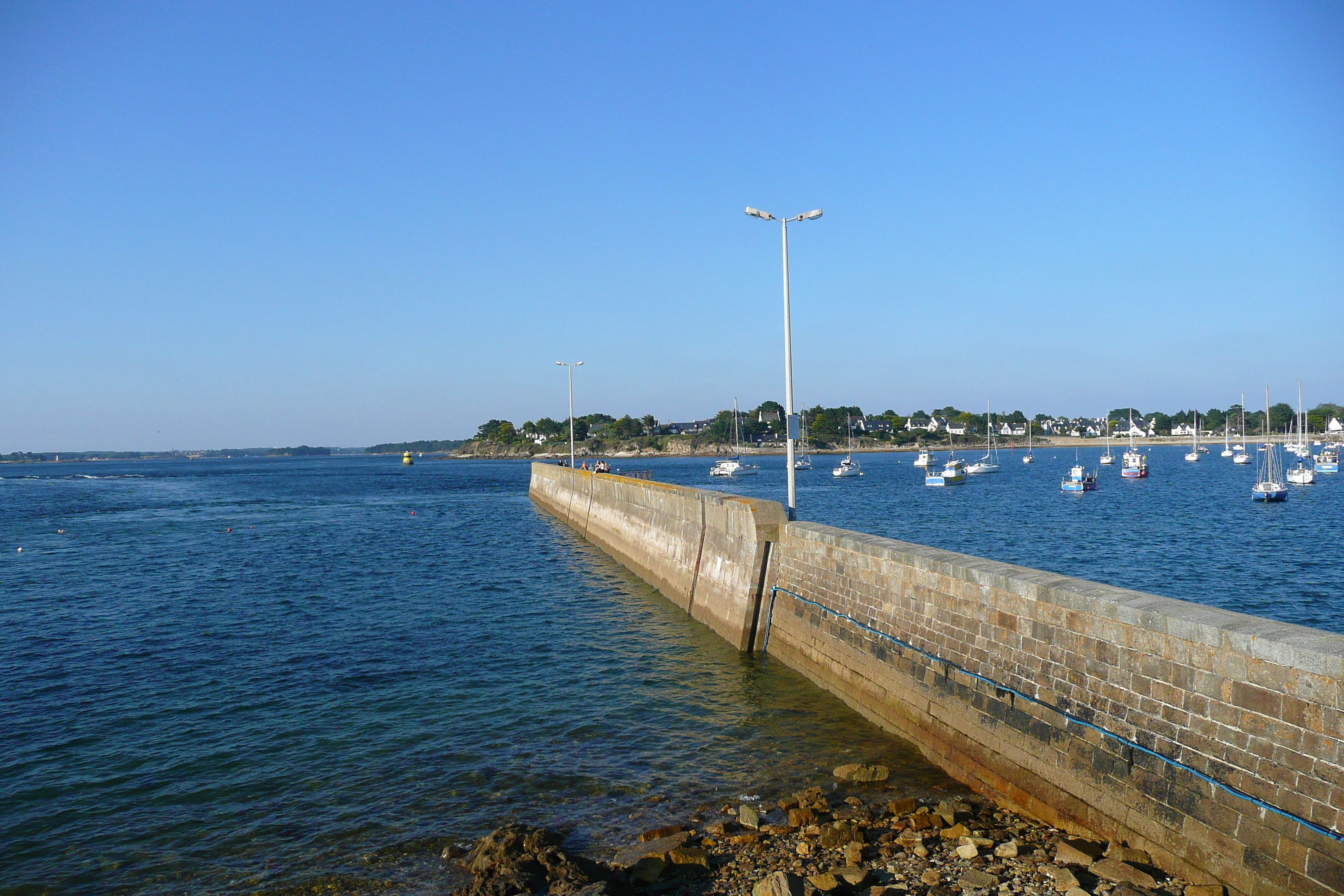 รูปถ่าย ฝรั่งเศส(France) ท่าเรือนาวาโล(Port Navalo) 2007-09 9