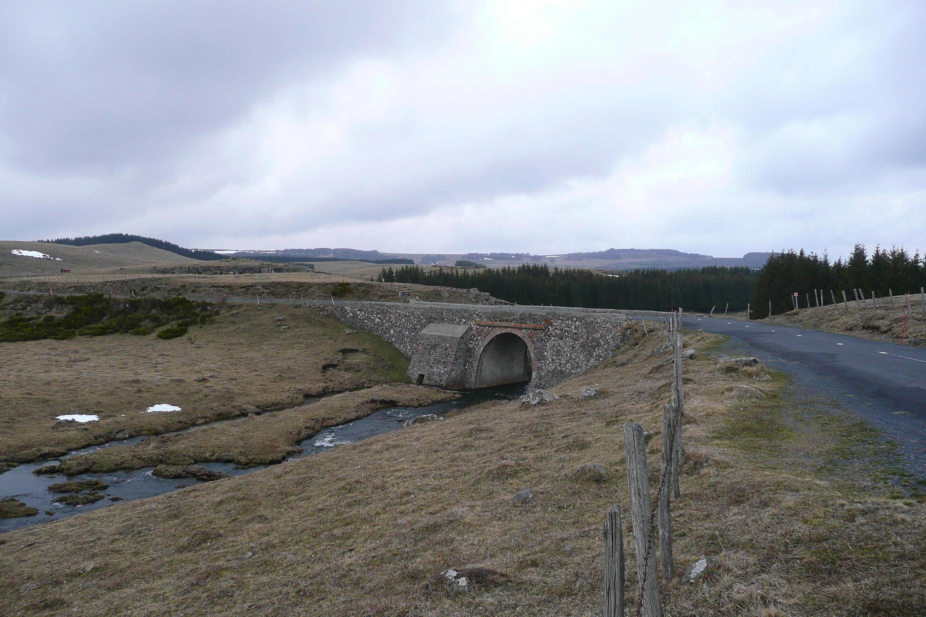 รูปถ่าย ฝรั่งเศส(France) โอบรัก(L'Aubrac) 2008-04 124