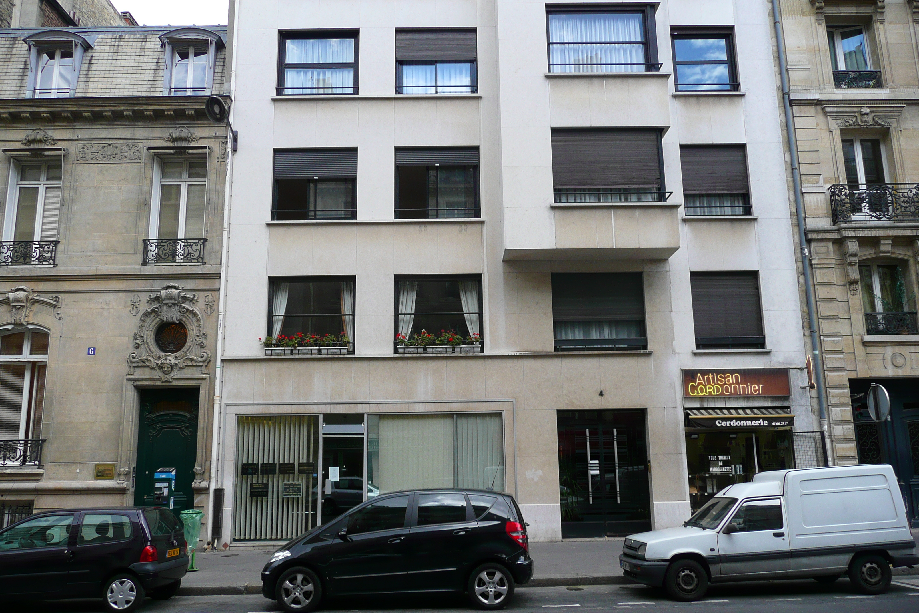 รูปถ่าย ฝรั่งเศส(France) ปารีส(Paris) ถนนอ็องแปร์(Rue Ampere) 2007-06 40