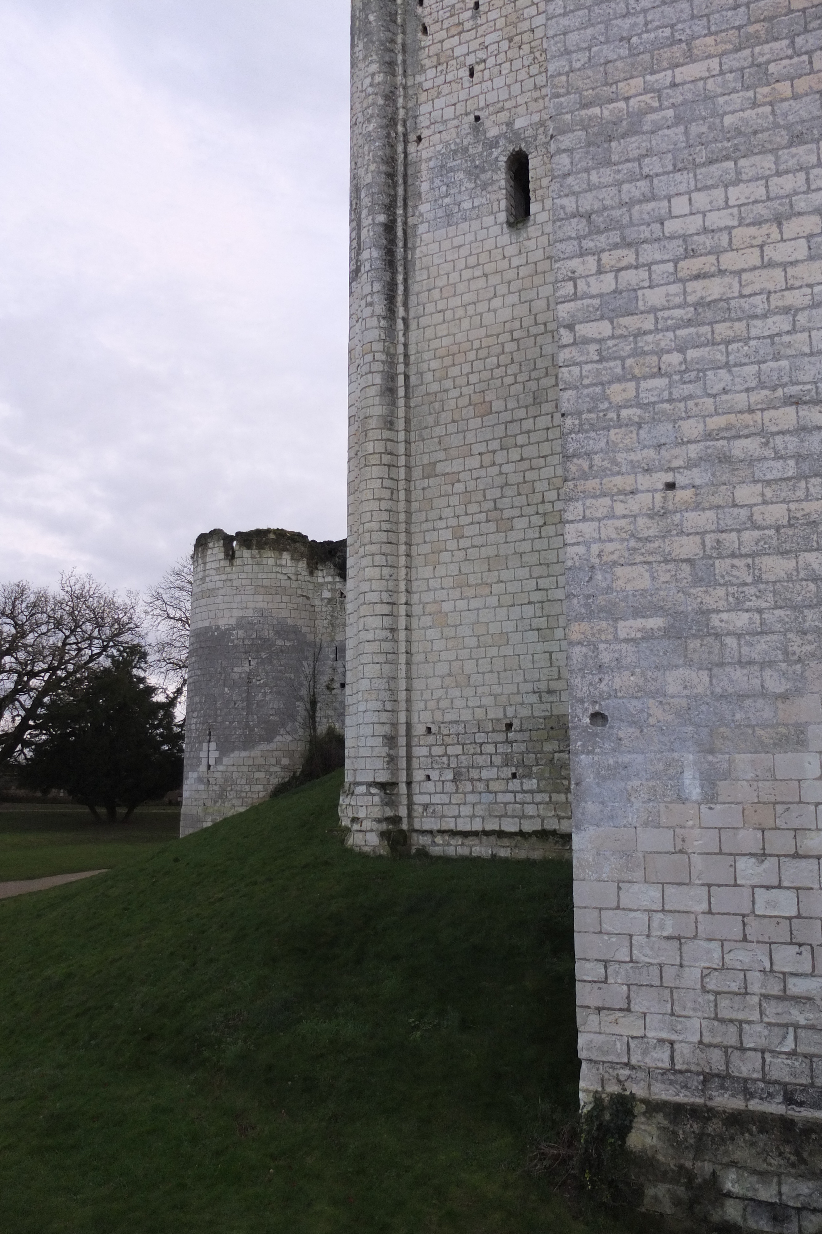 รูปถ่าย ฝรั่งเศส(France) ปราสาทลอช(Loches Castle) 2013-01 109