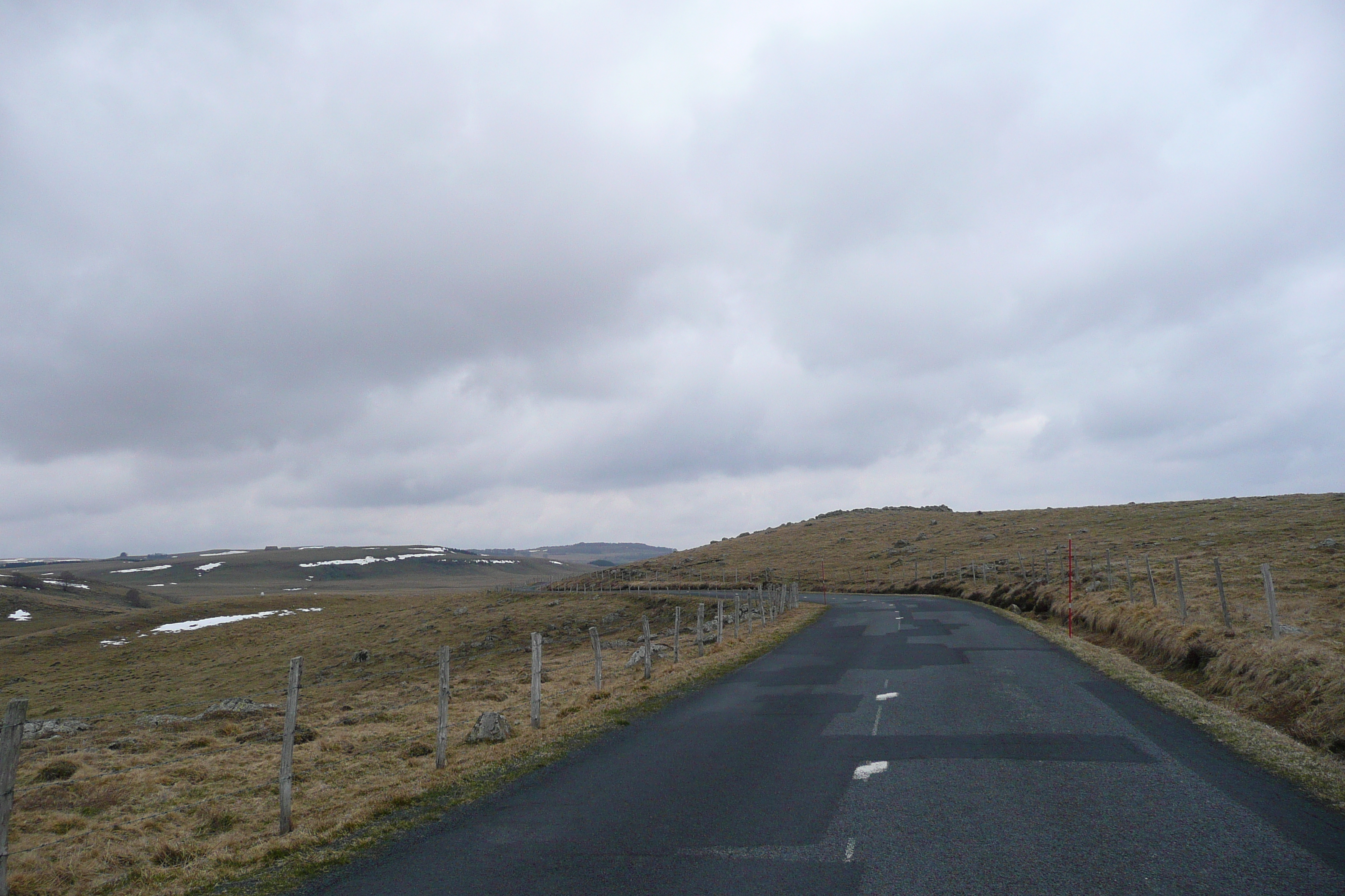 รูปถ่าย ฝรั่งเศส(France) โอบรัก(L'Aubrac) 2008-04 30