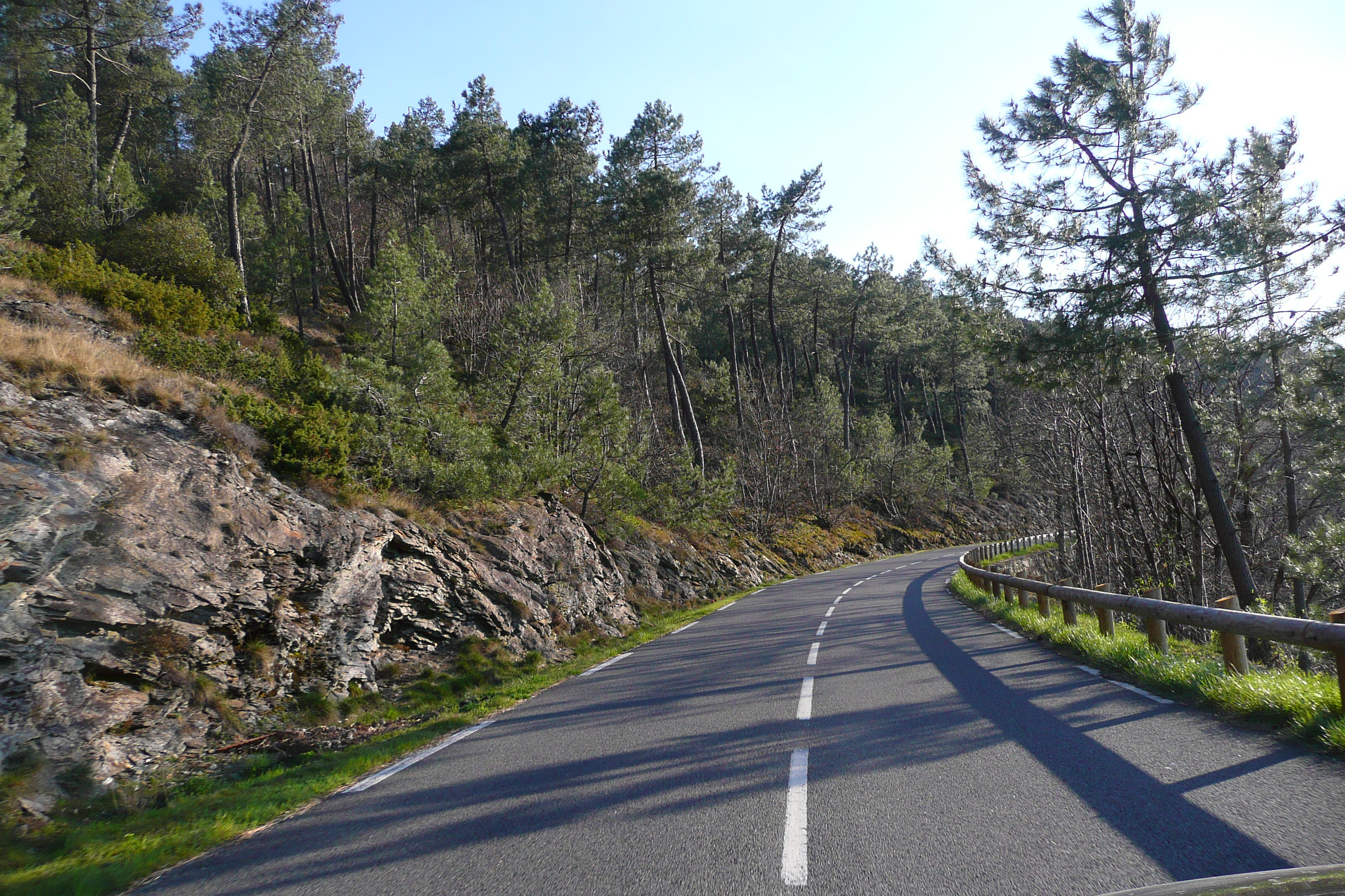 รูปถ่าย ฝรั่งเศส(France) เทือกเขาเซแวน(Cevennes Mountains) 2008-04 113