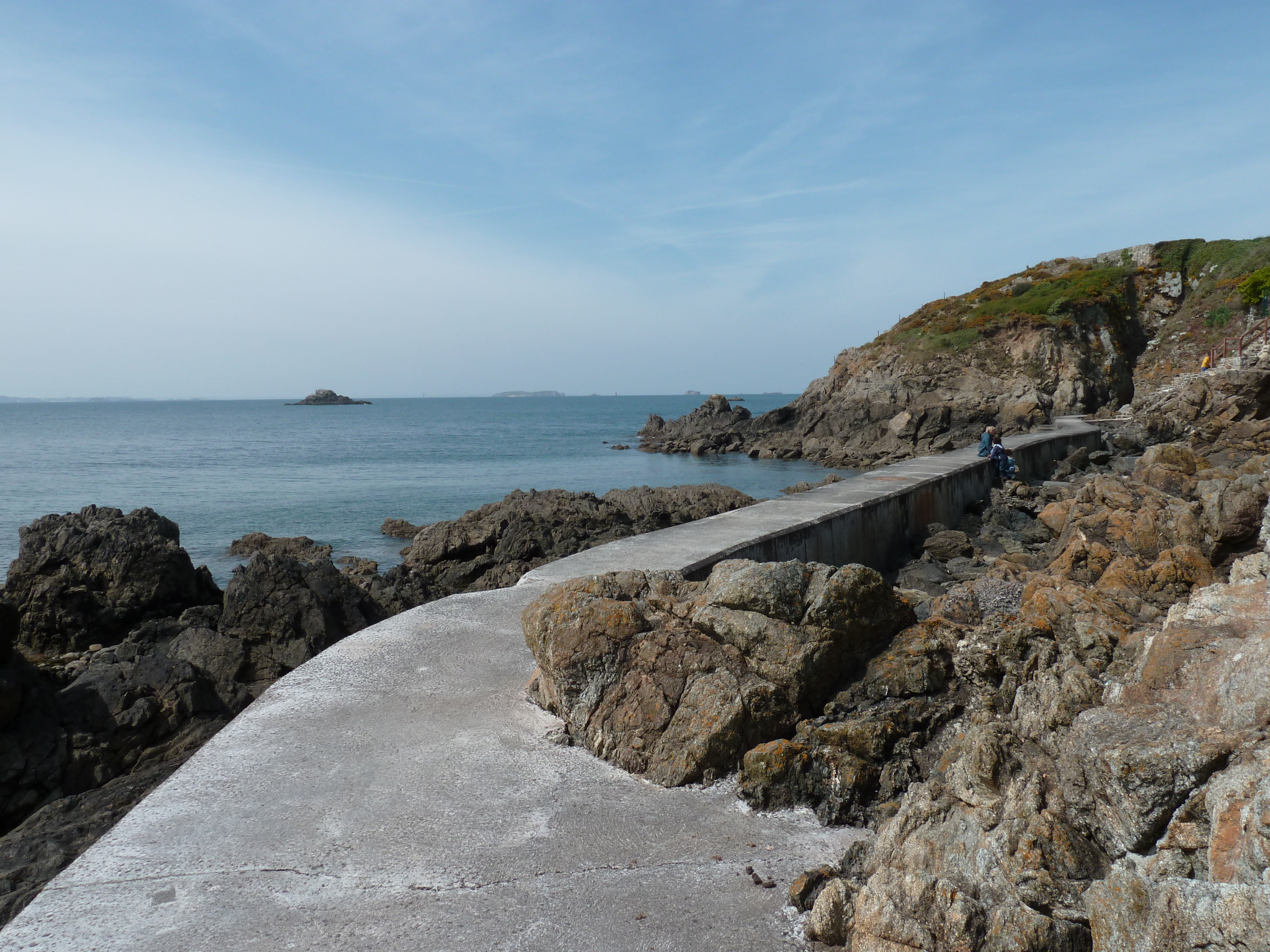 รูปถ่าย ฝรั่งเศส(France) โรตเนิฟ(Rotheneuf) 2010-04 27