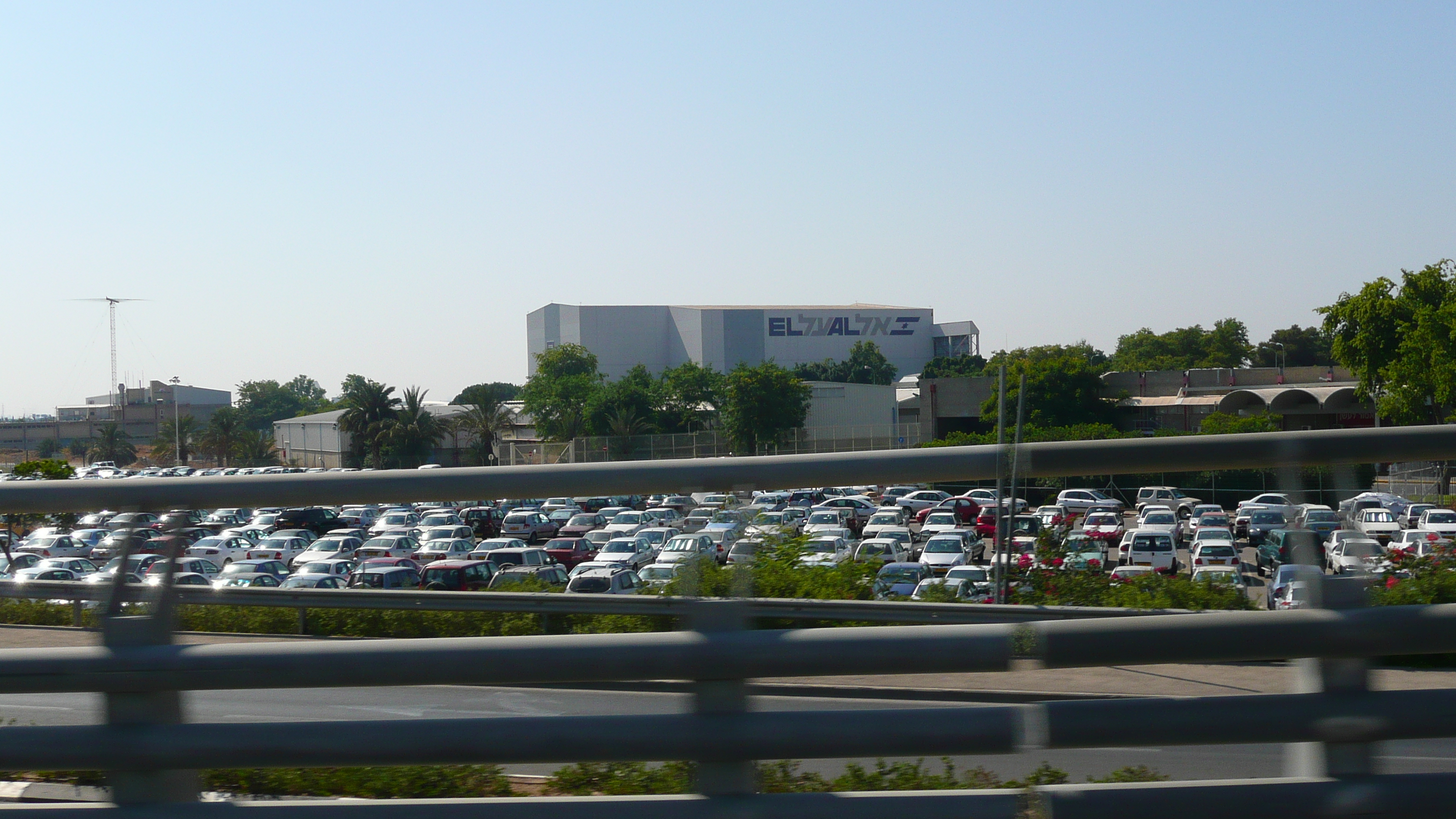 รูปถ่าย อิสราเอล(Israel) จากเทลอาวีฟไปท่าอากาศยานเบนกูเรียน(Tel Aviv to Ben Gurion Airport) 2007-06 39