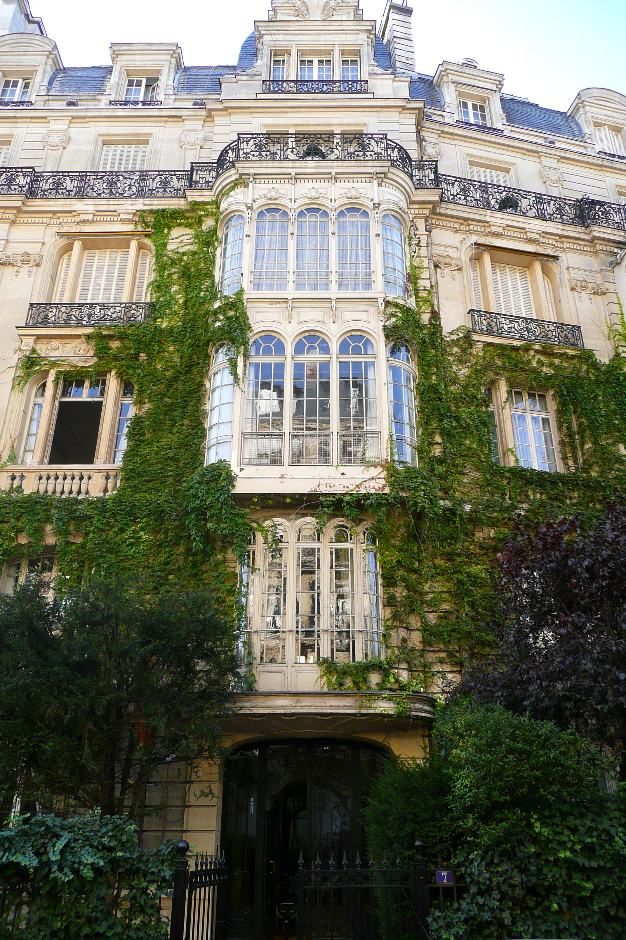 รูปถ่าย ฝรั่งเศส(France) ปารีส(Paris) คุ้มที่ 8(8th Arrondissement) ถนนแร็มบรันต์(Rue Rembrandt) 2007-09 15