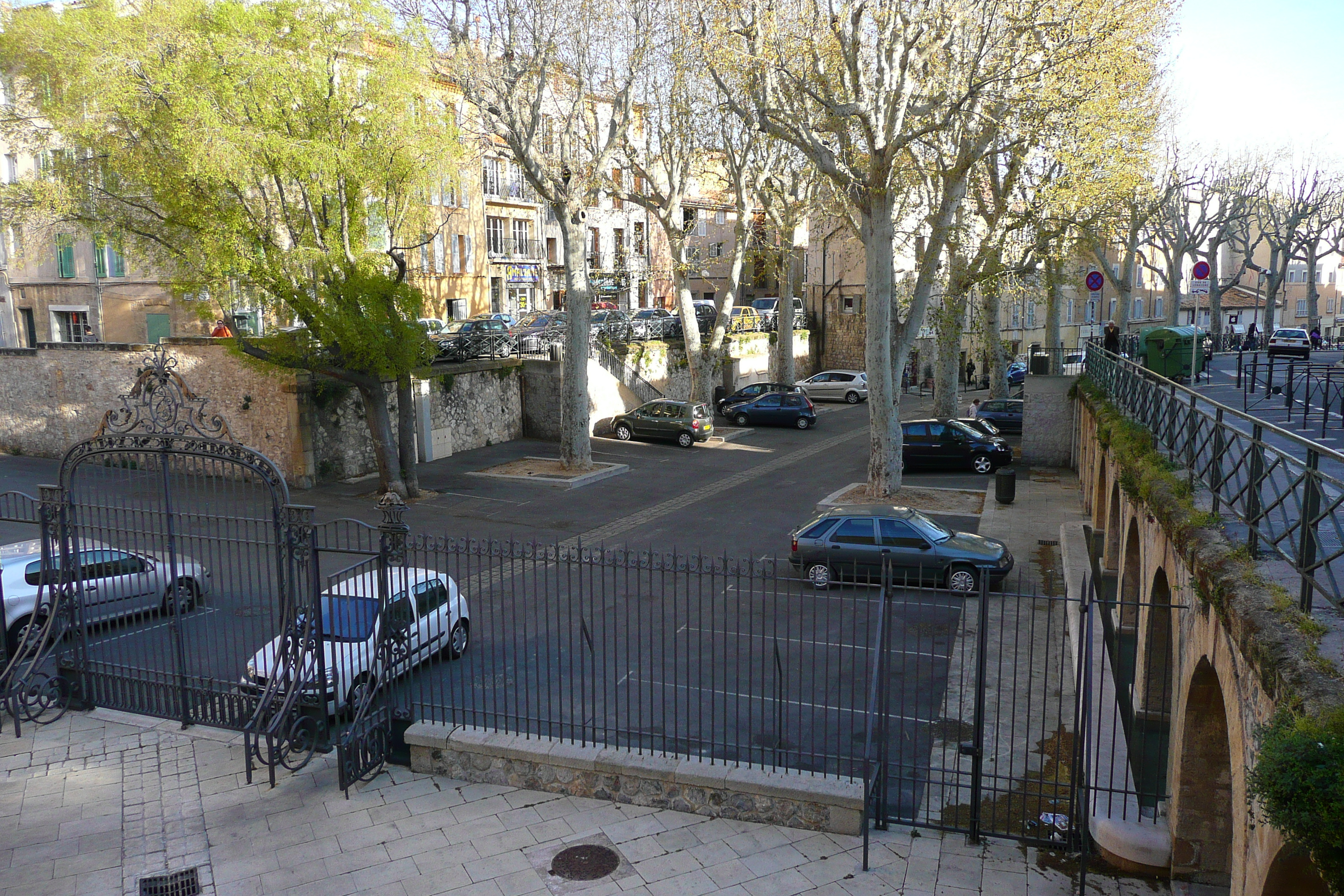 รูปถ่าย ฝรั่งเศส(France) แอ็กซ์-อ็อง-โพรว็องส์(Aix en Provence) 2008-04 29
