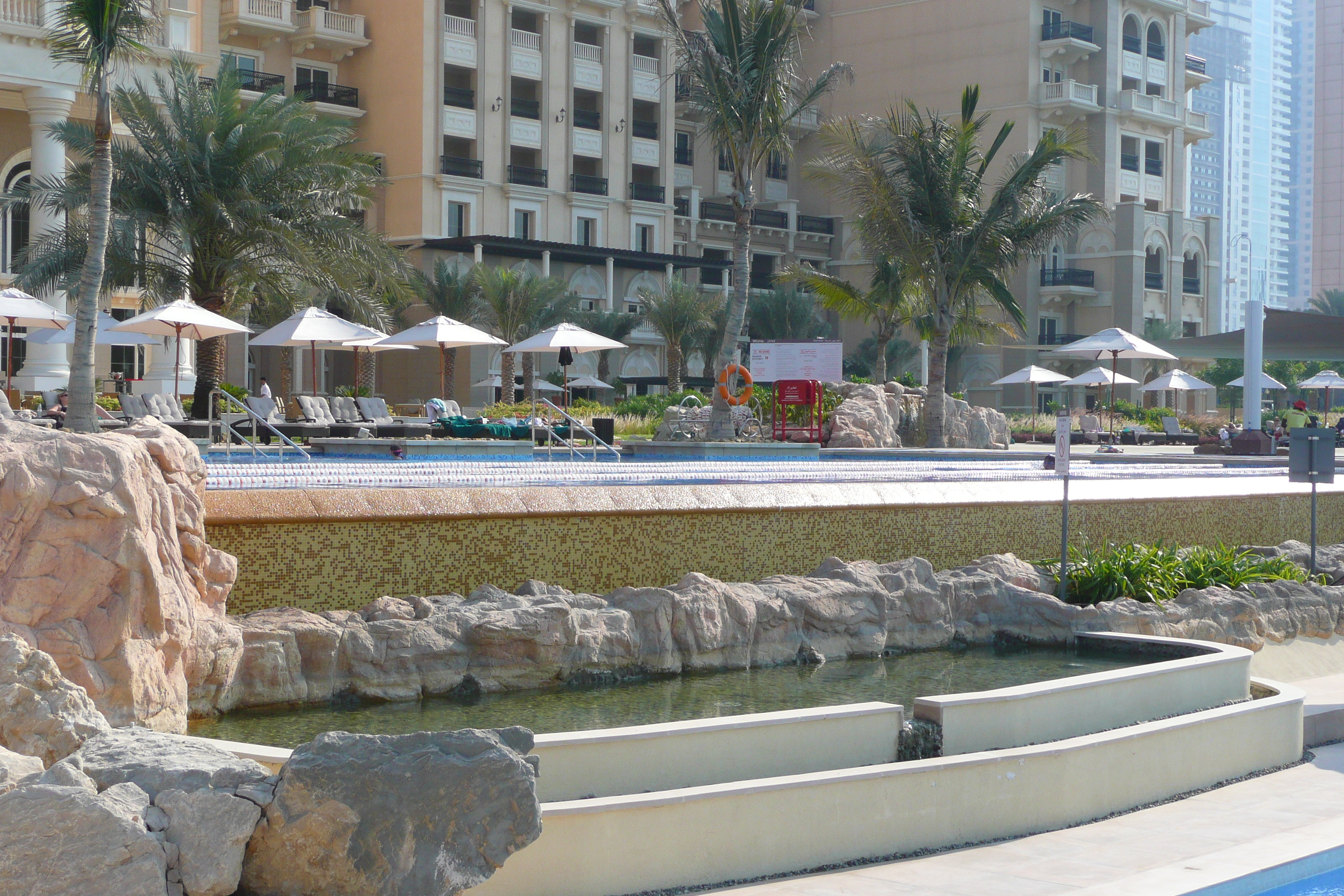 รูปถ่าย สหรัฐอาหรับเอมิเรตส์(United Arab Emirates) ดูไบ(Dubai) โรงแรมเลอเมอริเดียน มินาเซยาฮี(Le Meridien Mina Seyahi Hotel) 2008-11 10