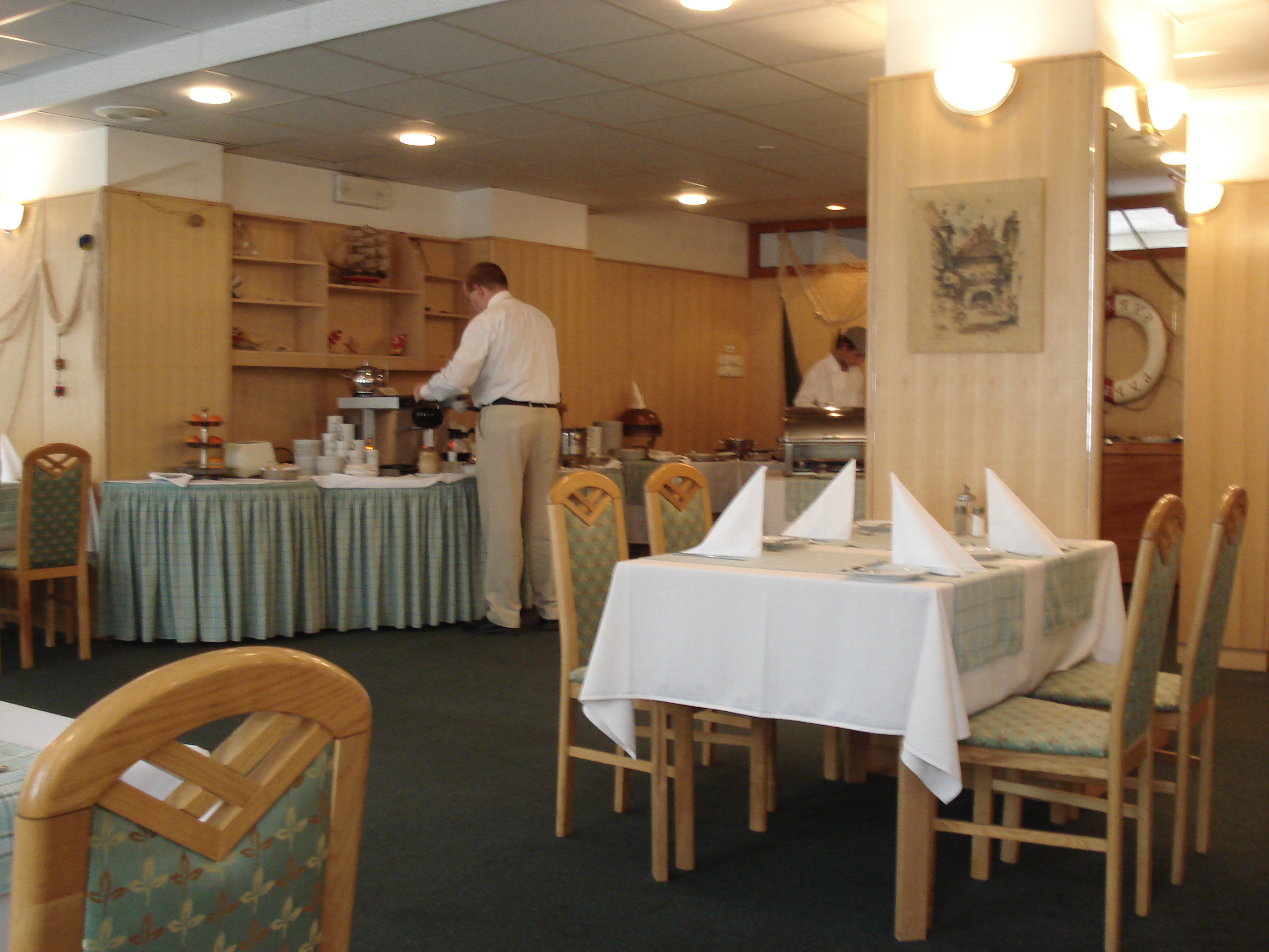 รูปถ่าย รัสเซีย(Russia) นิชนีย์นอฟโกร็อด(Nizhniy Novgorod) โรงแรมวอลนา(Volna Hotel) 2006-07 18