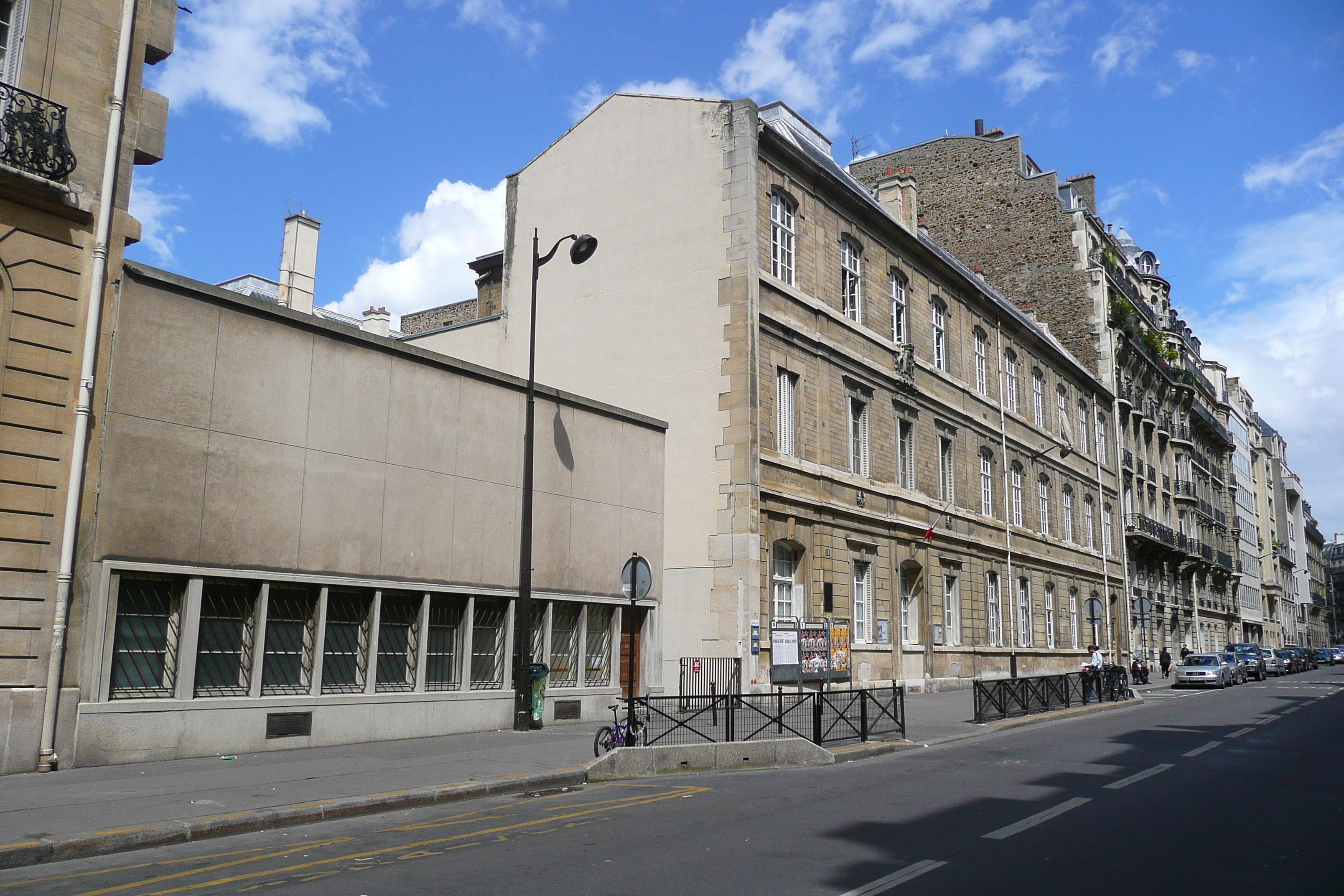 รูปถ่าย ฝรั่งเศส(France) ปารีส(Paris) ถนนอ็องแปร์(Rue Ampere) 2007-06 39