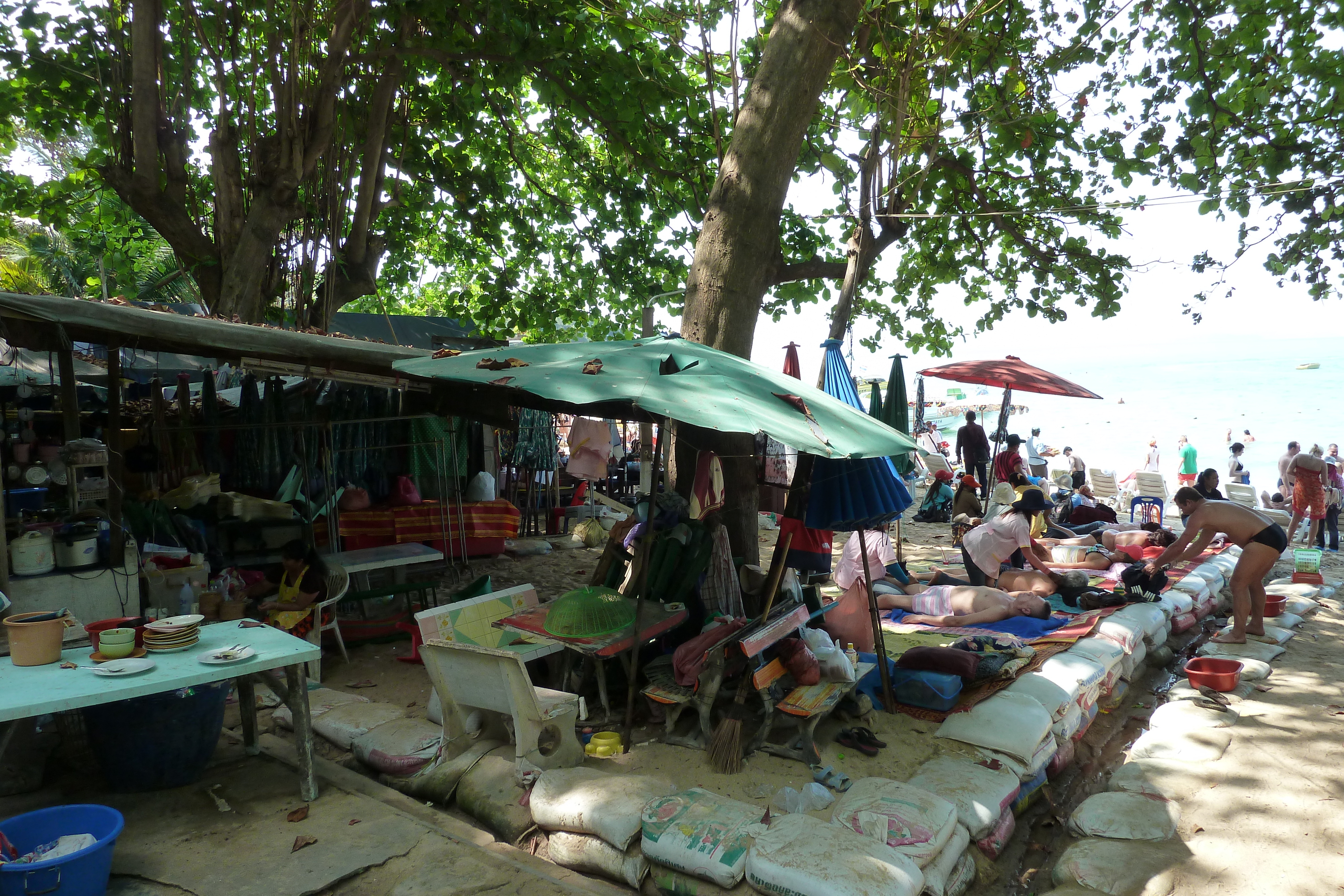 รูปถ่าย ไทย(Thailand) พัทยา(Pattaya) หาดโคซี่(Cosy Beach) 2011-01 11