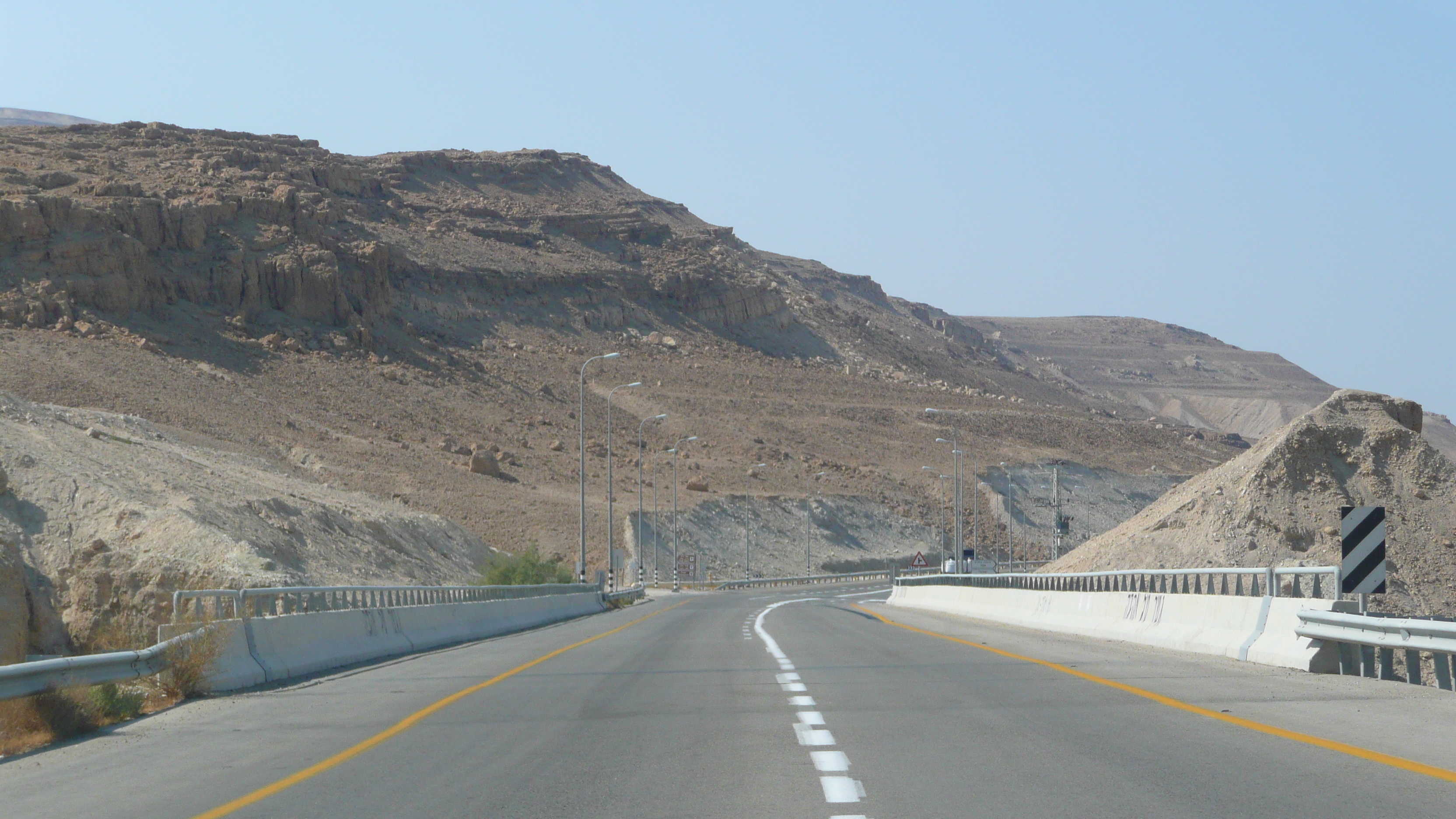 รูปถ่าย อิสราเอล(Israel) ถนนจากอาราดไปทะเลเดดซี(Arad to Dead Sea road) 2007-06 70