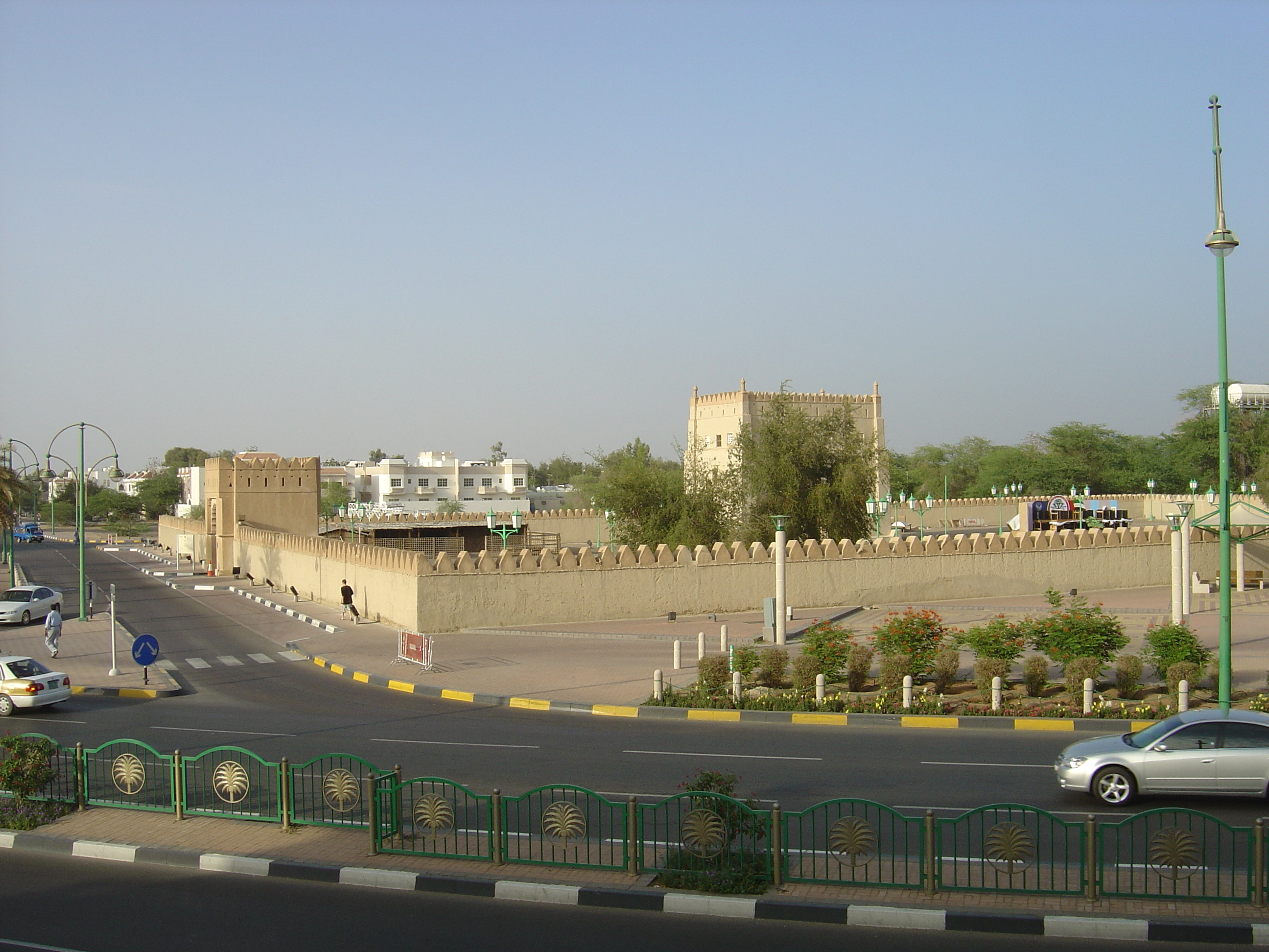 รูปถ่าย สหรัฐอาหรับเอมิเรตส์(United Arab Emirates) อาเลอิน(Al Ain) 2005-03 4