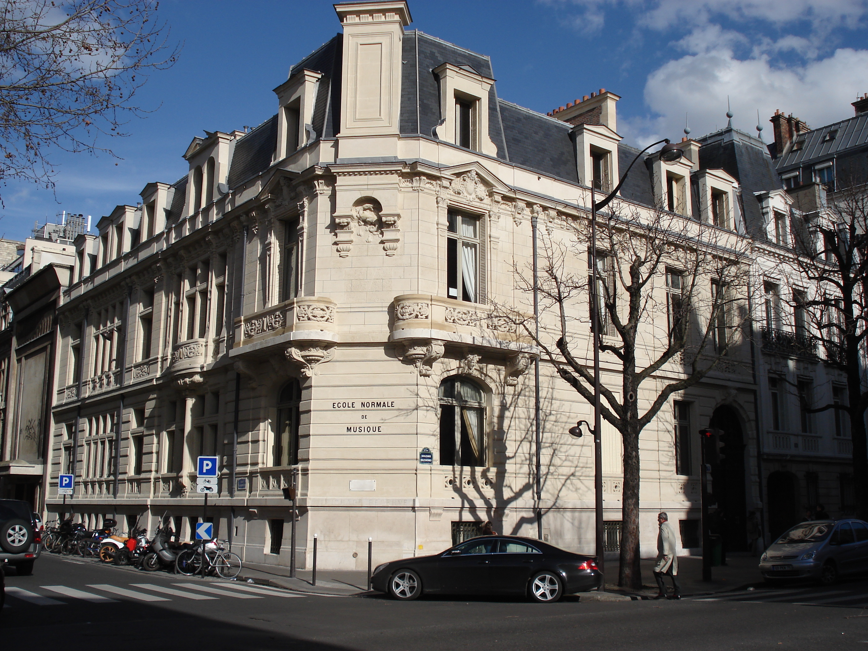 รูปถ่าย ฝรั่งเศส(France) ปารีส(Paris) บูเลอวาร์ด  มาเลแอร์บ(Boulevard Malesherbes) 2006-03 9