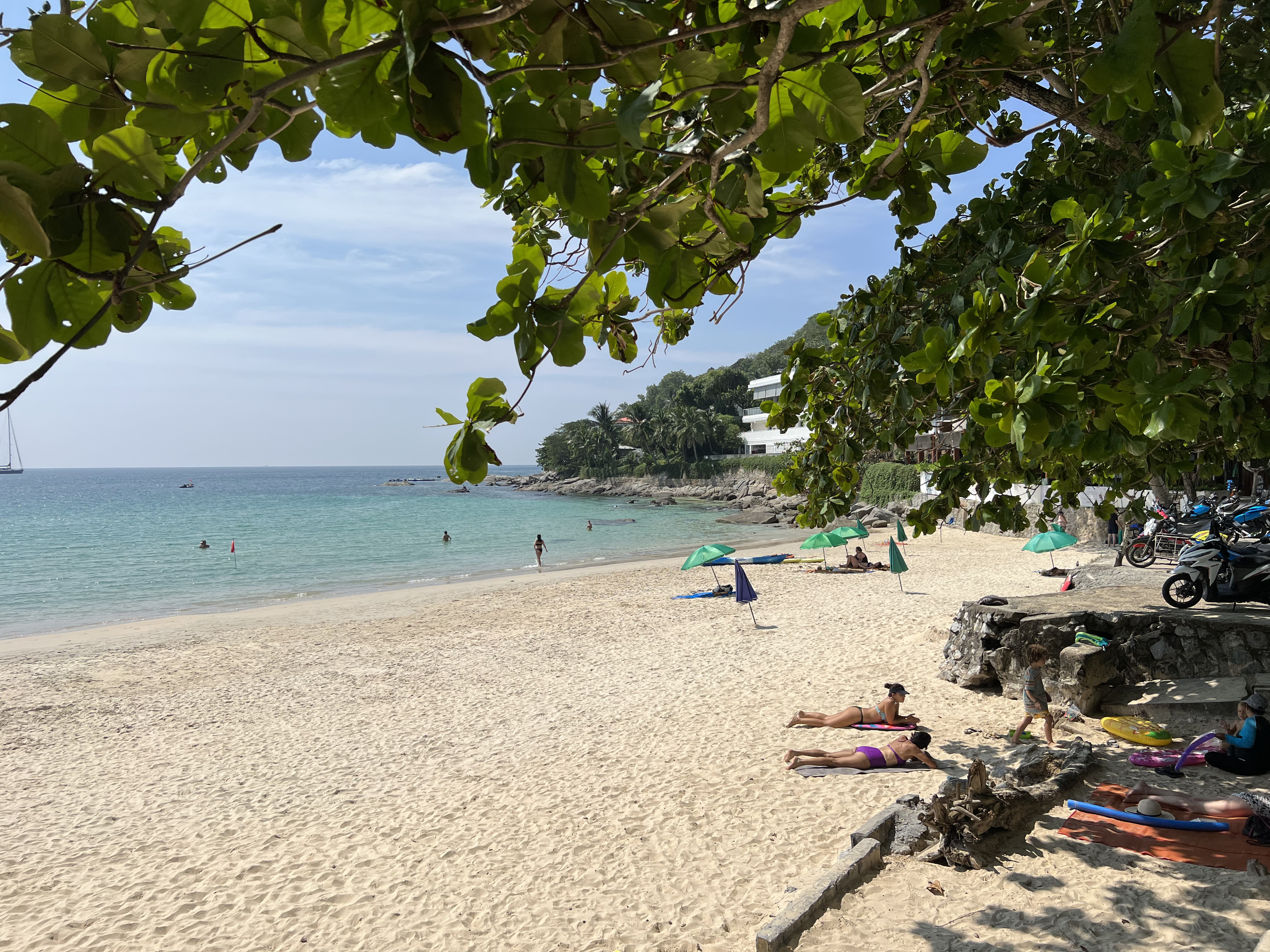 รูปถ่าย ไทย(Thailand) ภูเก็ต(Phuket) หาดในหาน(Nai Harn Beach) 2021-12 29