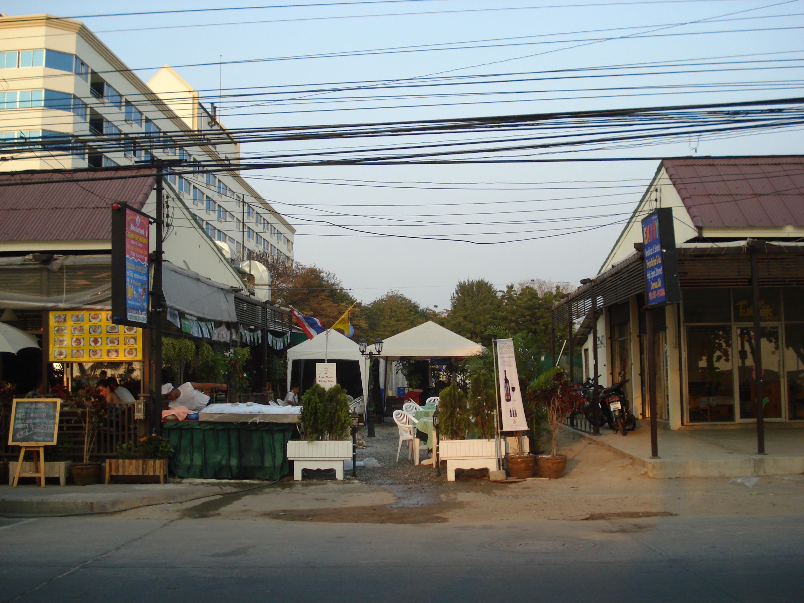 รูปถ่าย ไทย(Thailand) จอมเทียน(Jomtien) จอมเทียนสายหนึ่ง(Jomtien Sainueng) 2008-01 41