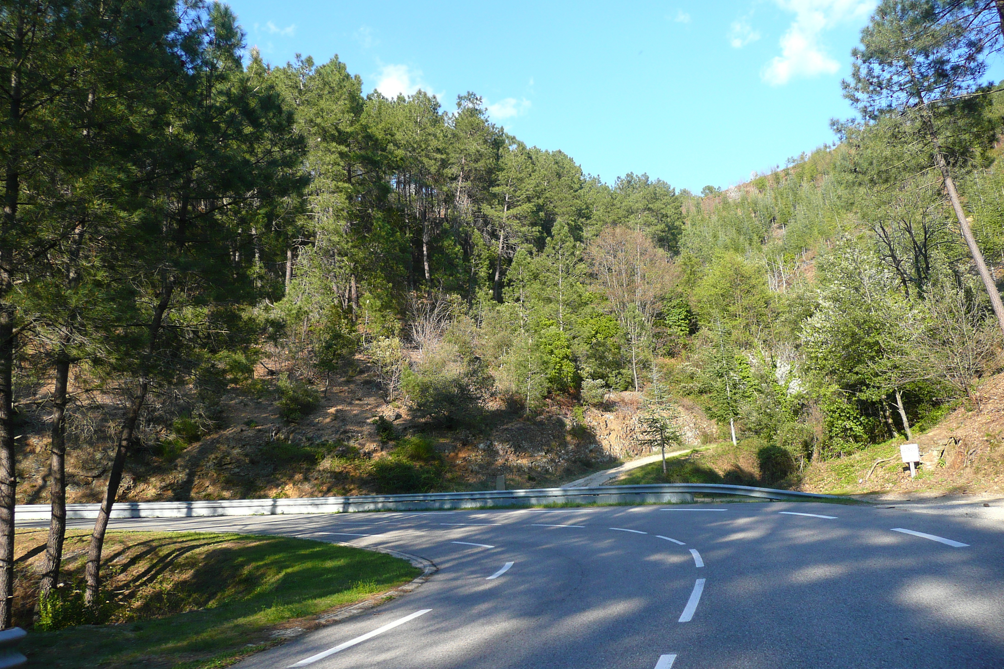รูปถ่าย ฝรั่งเศส(France) เทือกเขาเซแวน(Cevennes Mountains) 2008-04 50