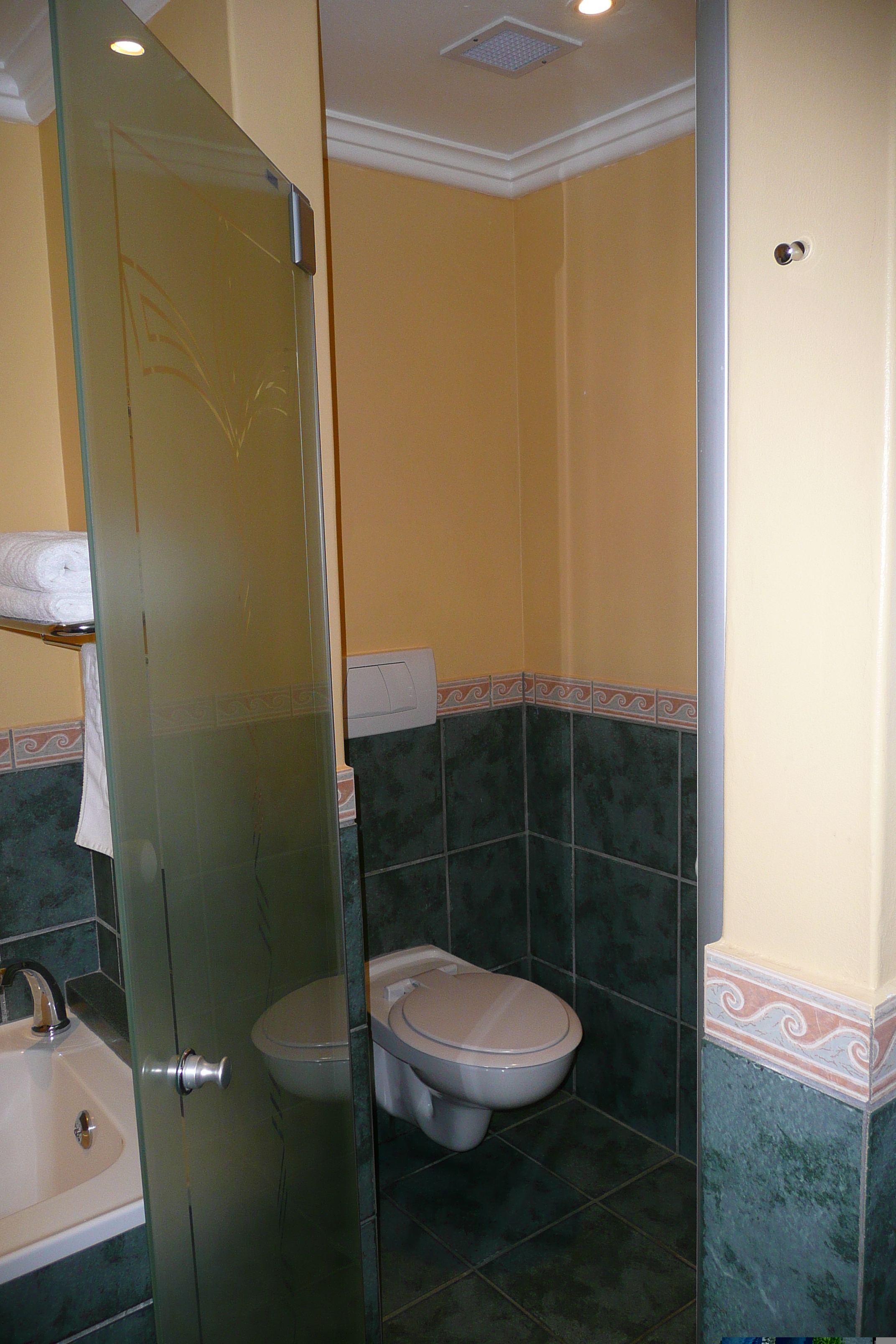 รูปถ่าย แอฟริกาใต้(South Africa) พอร์ตเอลิซาเบธ(Port Elizabeth) โรงแรมคอร์ตยาร์ด(Courtyard Hotel) 2008-09 12