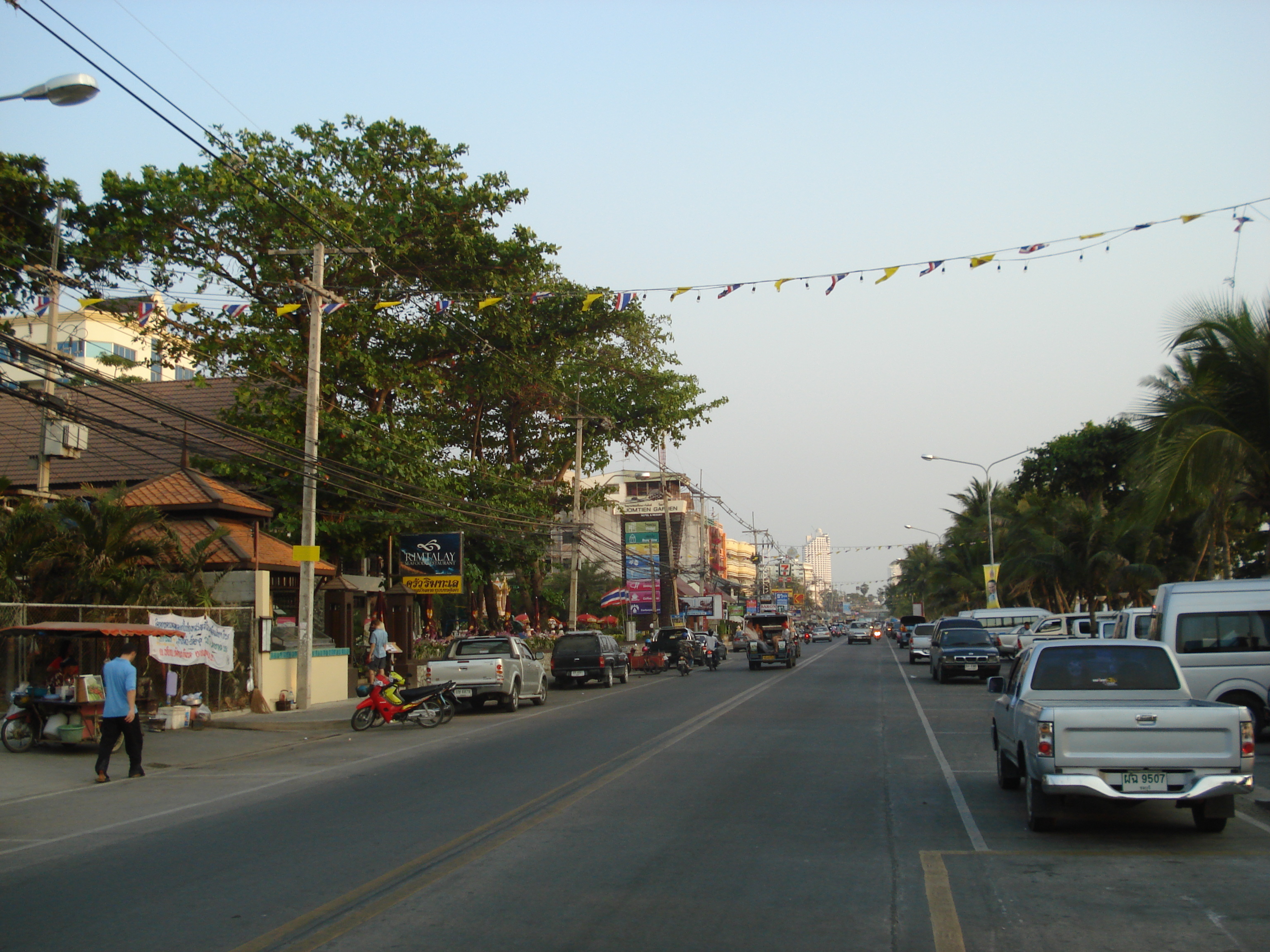 รูปถ่าย ไทย(Thailand) จอมเทียน(Jomtien) จอมเทียนสายหนึ่ง(Jomtien Sainueng) 2008-01 52