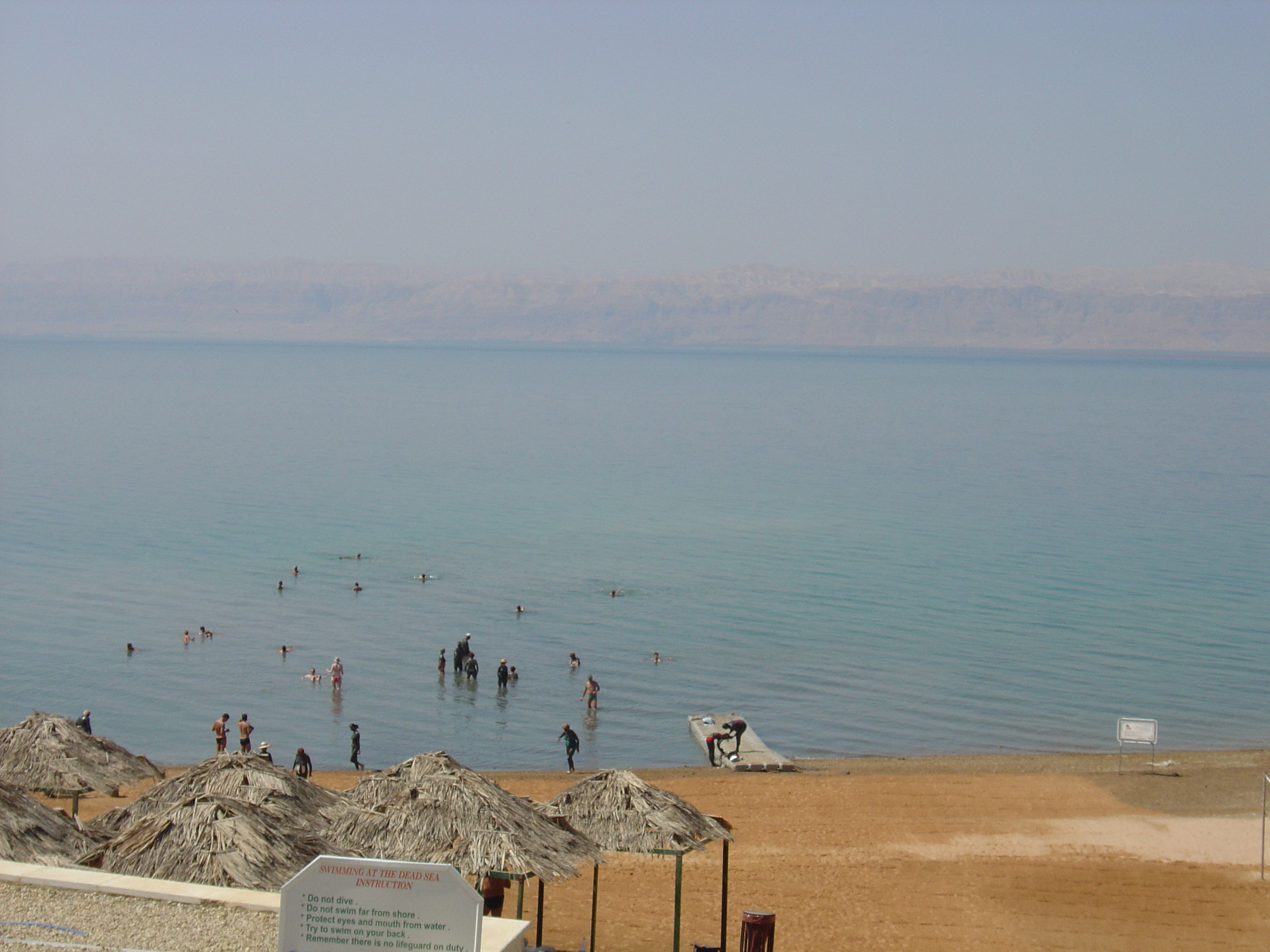 รูปถ่าย จอร์แดน(Jordan) ทะเลดำ(Dead Sea) 2004-10 24