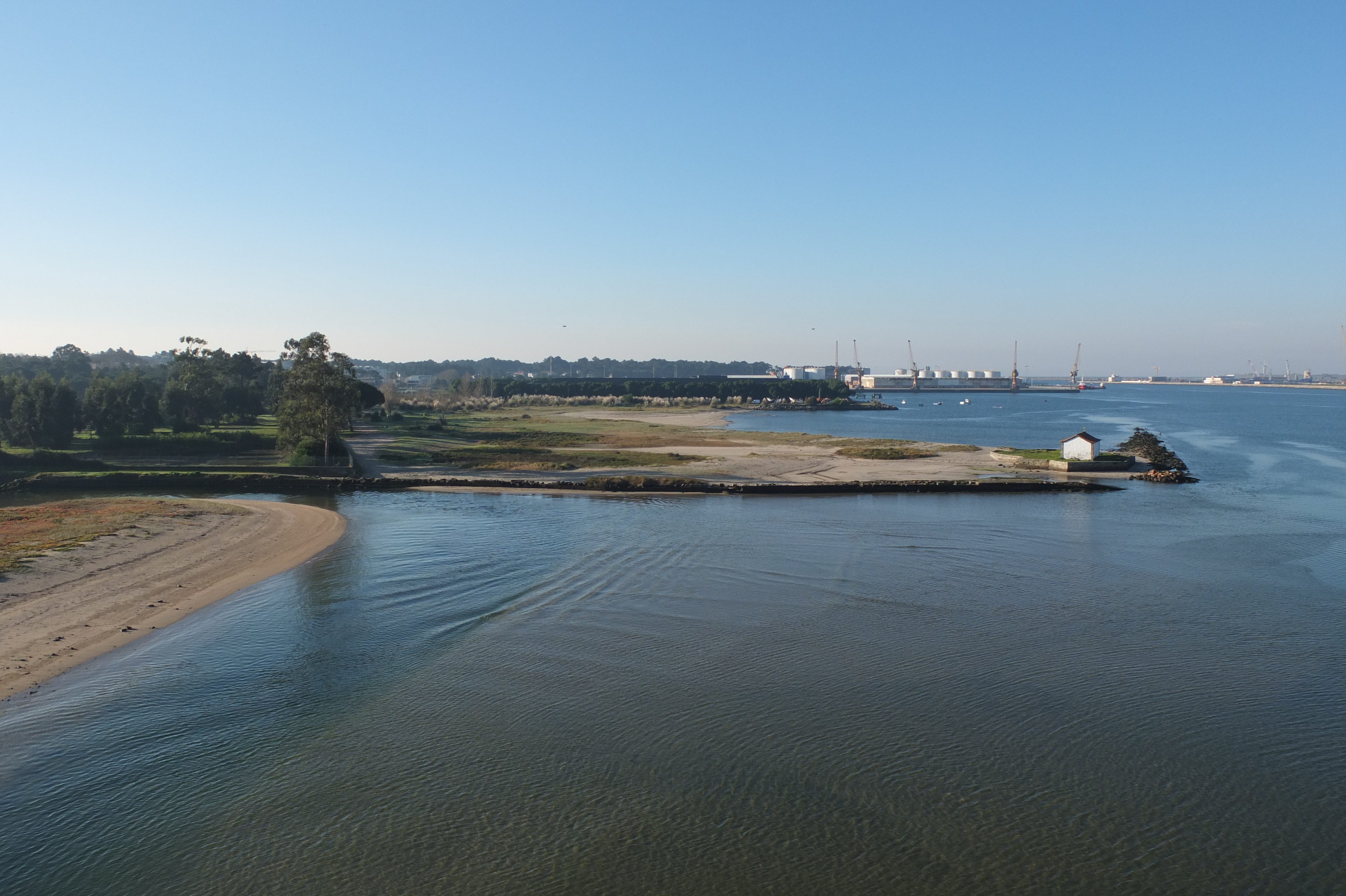 รูปถ่าย โปรตุเกส(Portugal) วีอานาดูกัชเตลู(Viana do Castelo) 2013-01 23