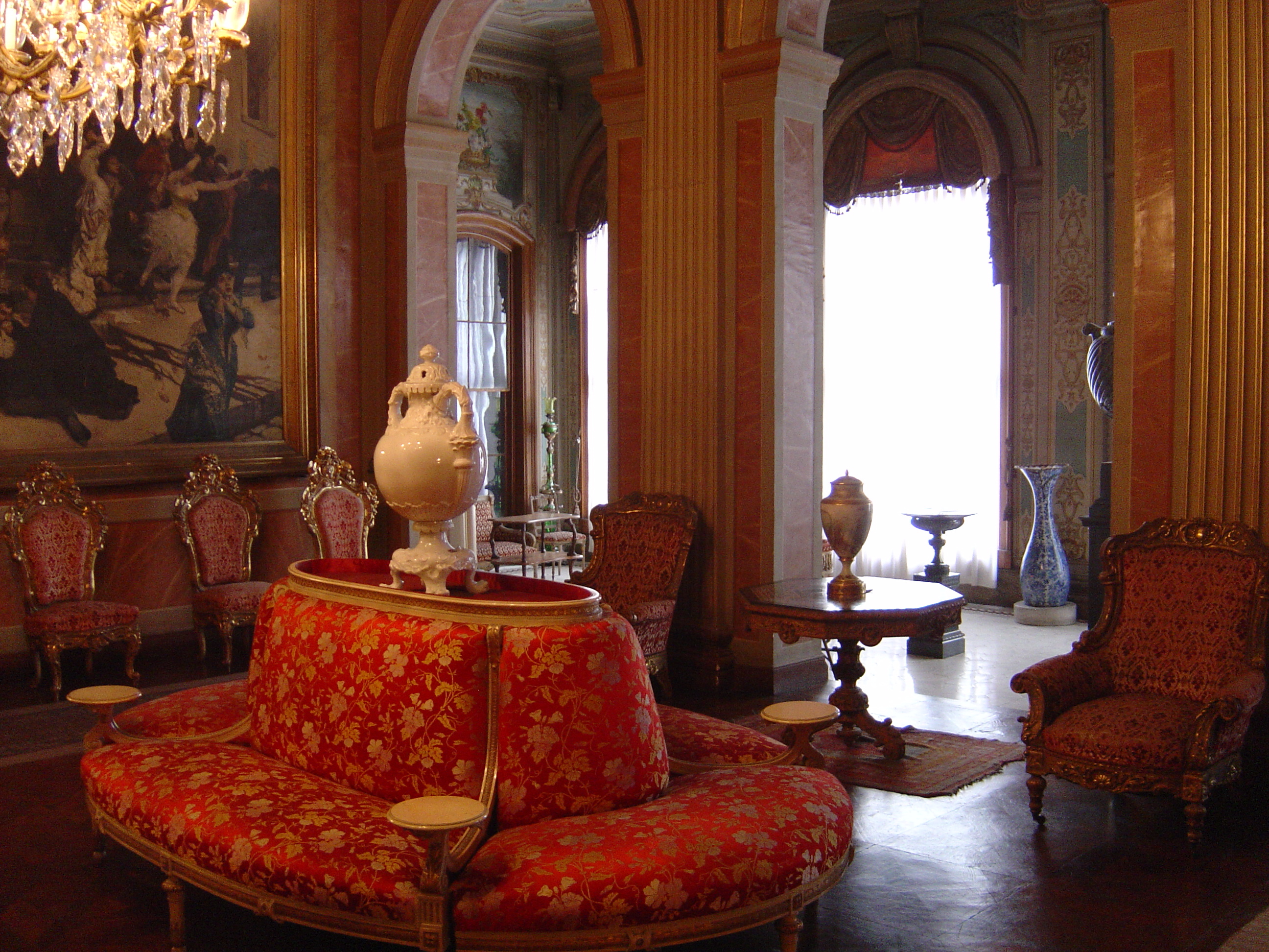รูปถ่าย ตุรกี(Turkey) อิสตันบูล(Istanbul) พระราชวังโดลมาบาห์เช(Dolmabahce Palace) 2004-12 21