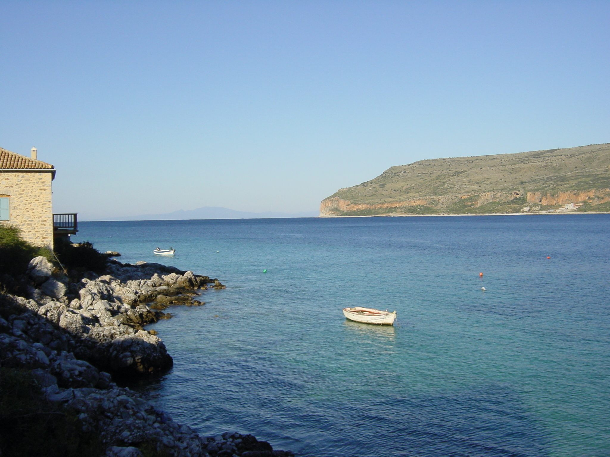 รูปถ่าย กรีก(Greece) ลิเมนิ(Limeni) 2003-12 3