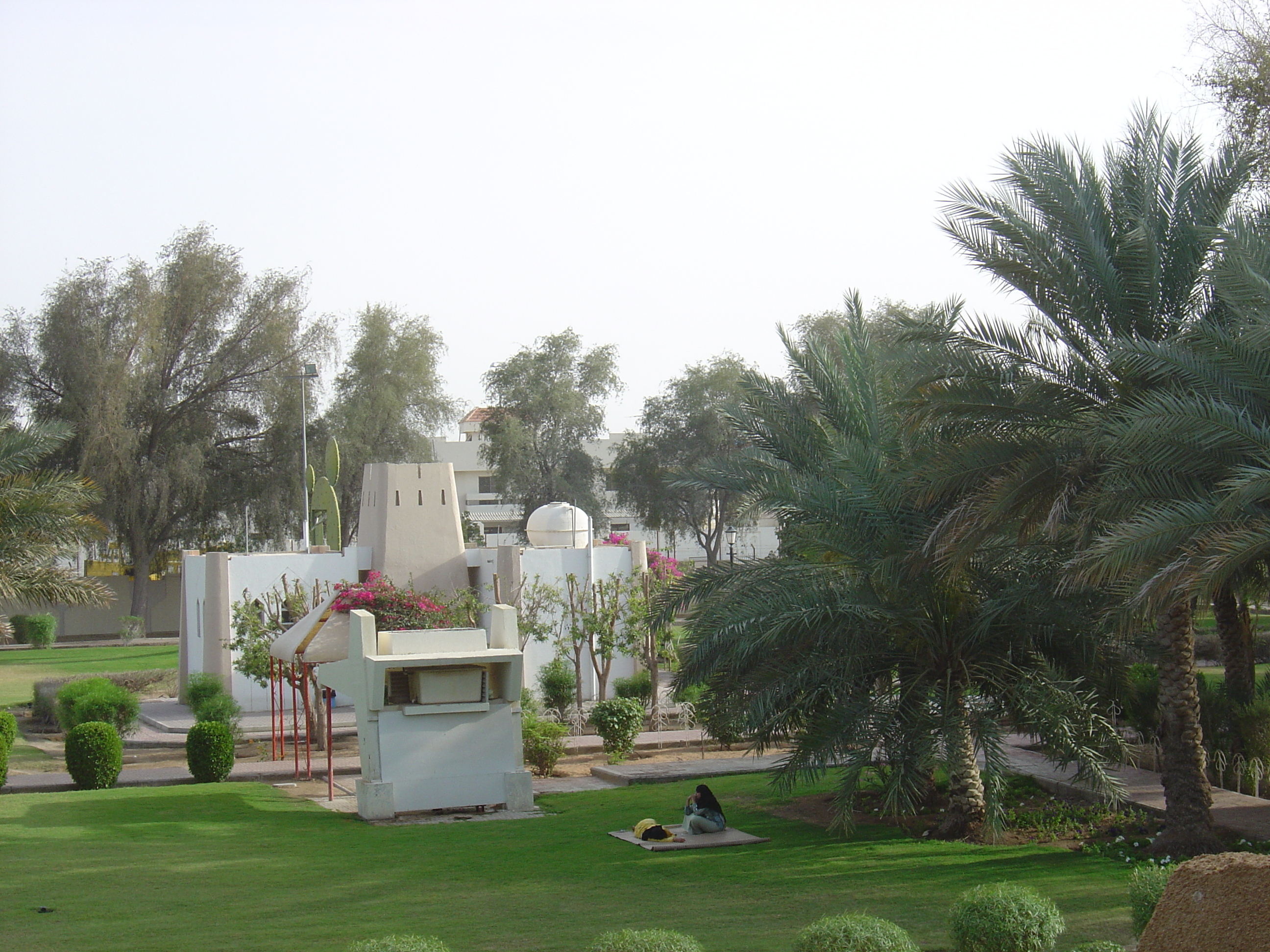 รูปถ่าย สหรัฐอาหรับเอมิเรตส์(United Arab Emirates) อาเลอิน(Al Ain) ป้อมจาลี(Jahli Fort) 2005-03 22
