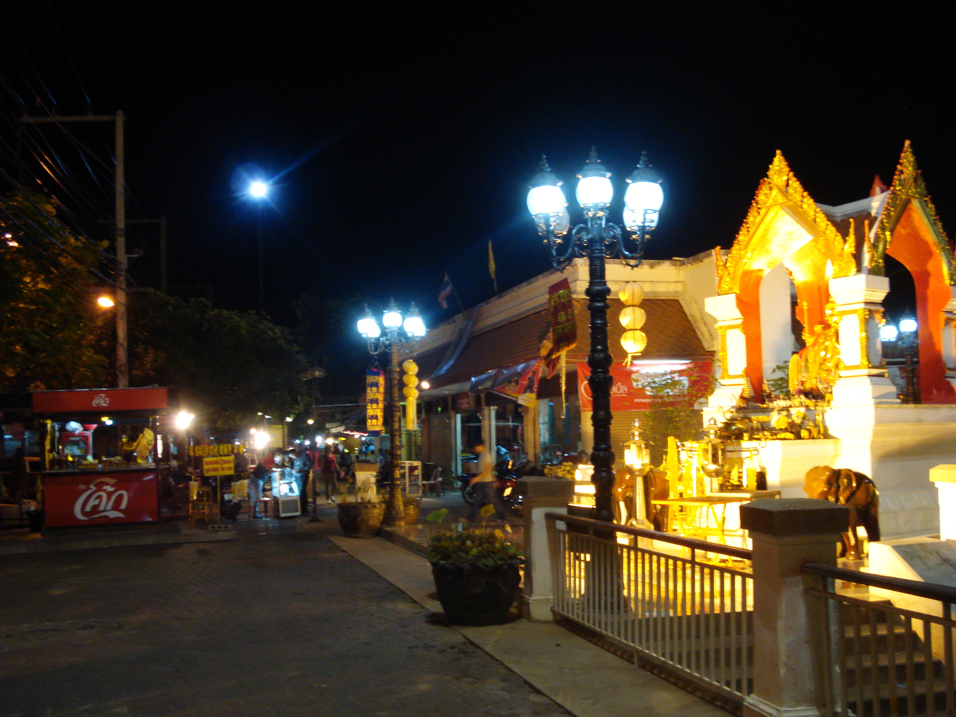 รูปถ่าย ไทย(Thailand) พิษณุโลก(Phitsanulok) ถนนพุทธบูชา(Puttabucha) 2008-01 24